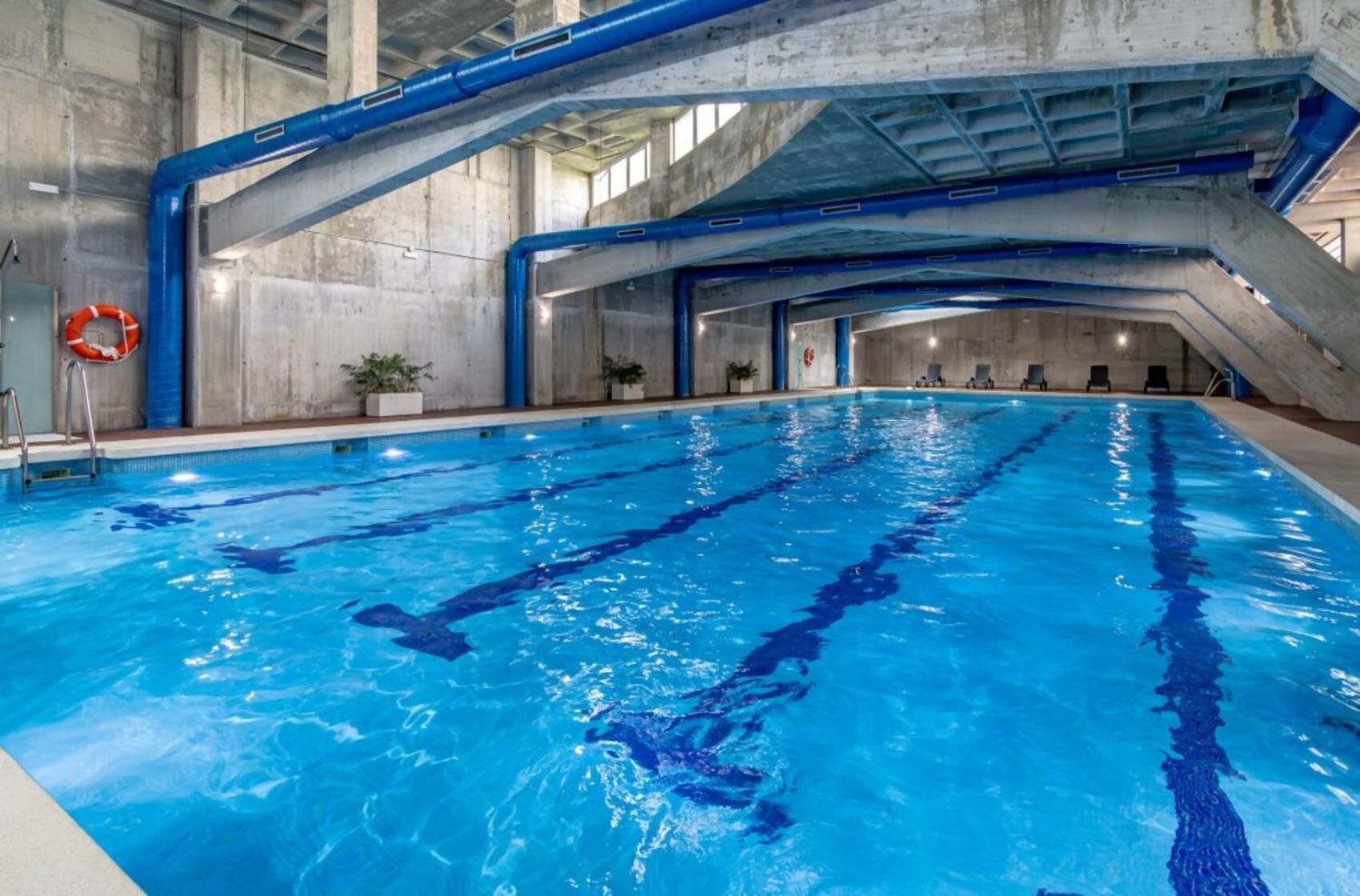Piscina Climatizada Gym Jacuzzi Sauna Tennis Apartment *