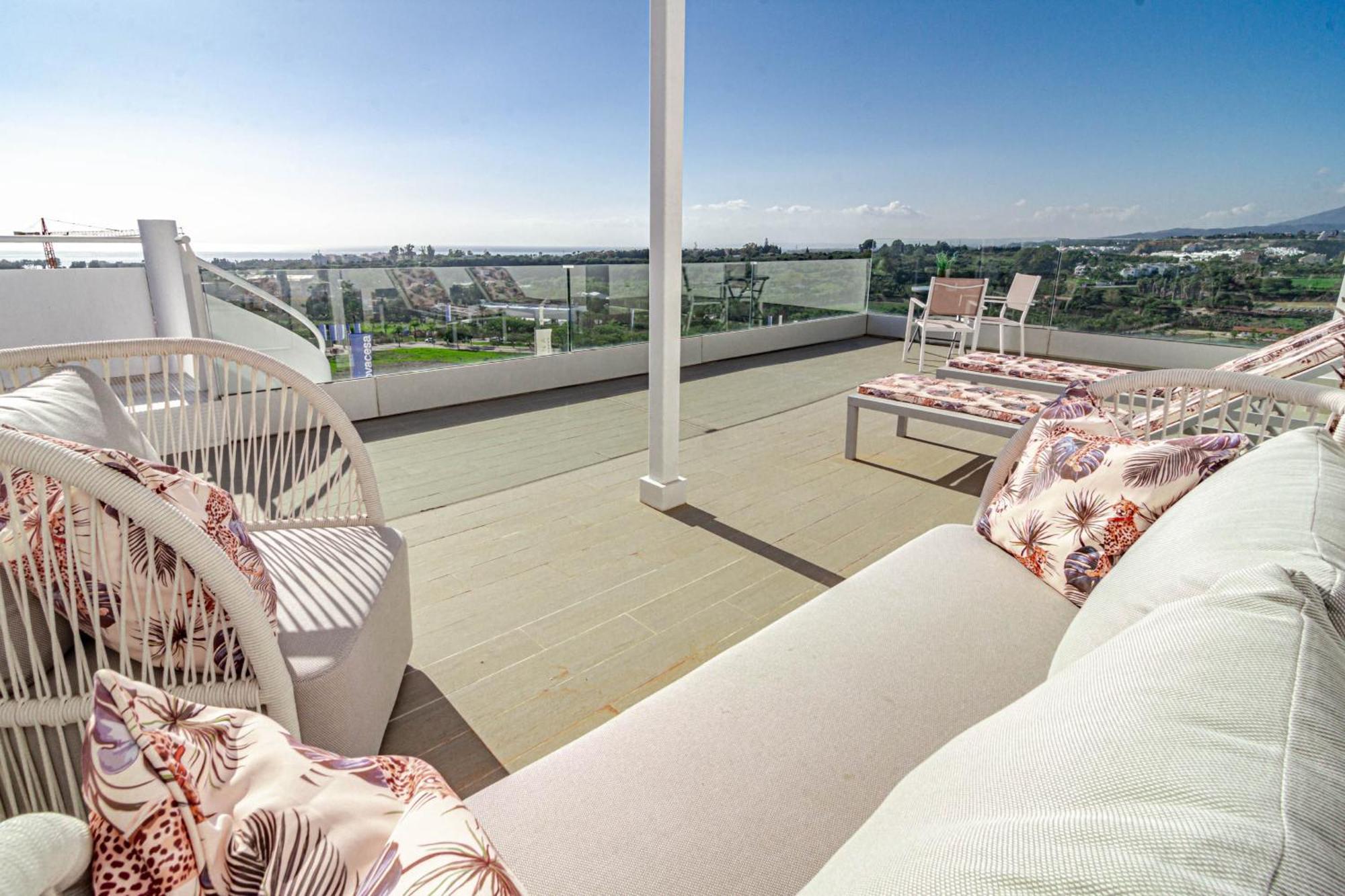 Lm362b - 2 Bedroom Penthouse With Large Sundeck