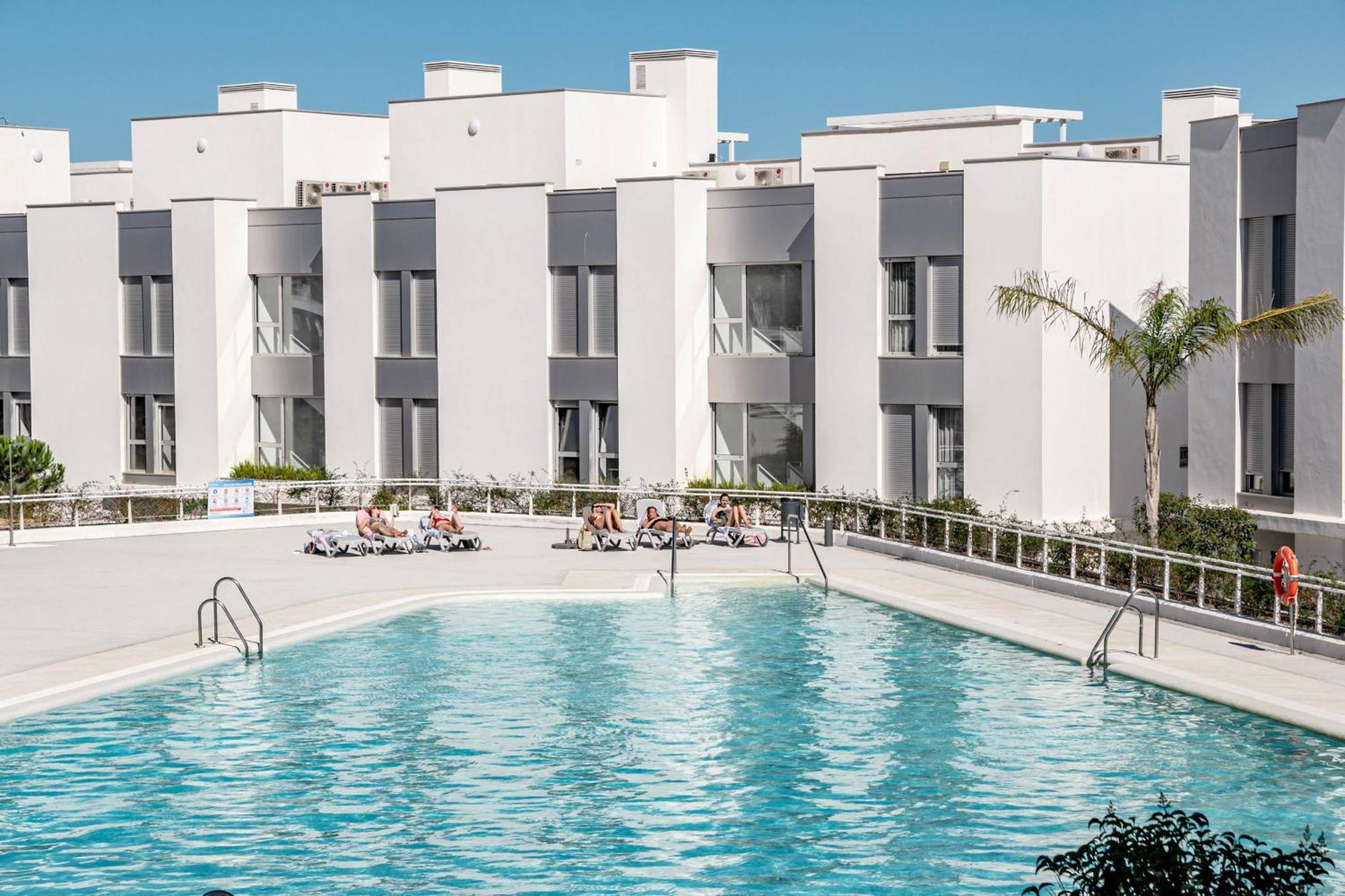 Apartment Lm362b - 2 Bedroom Penthouse With Large Sundeck *
