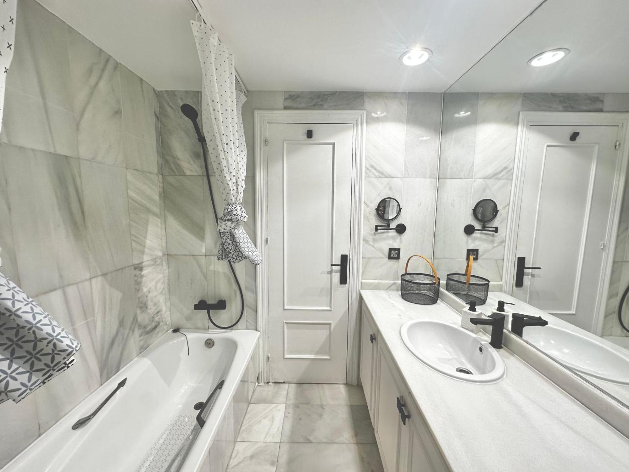 Belgravia Club, Marina Holiday home