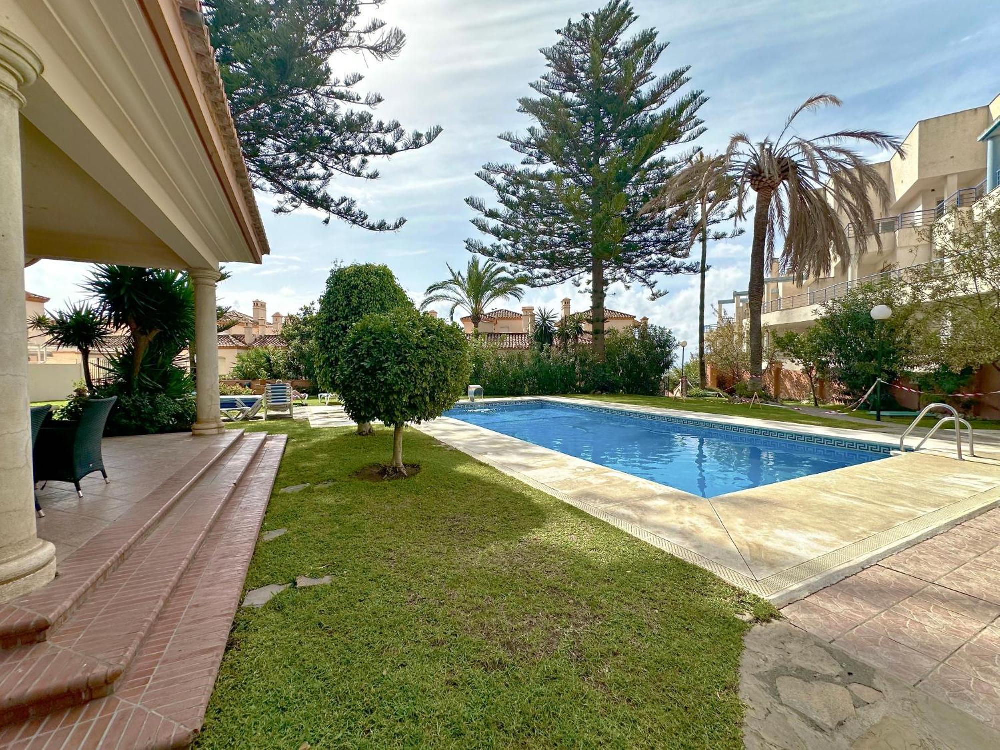 Belgravia Club, Marina Estepona