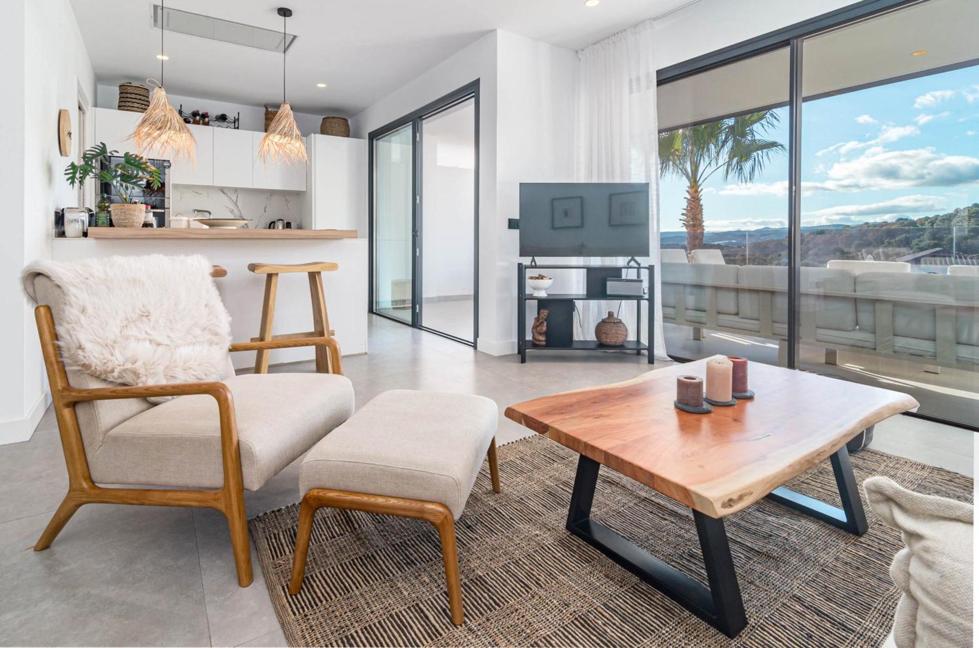 Lae112d - Large Terrace With Stunning Views Estepona