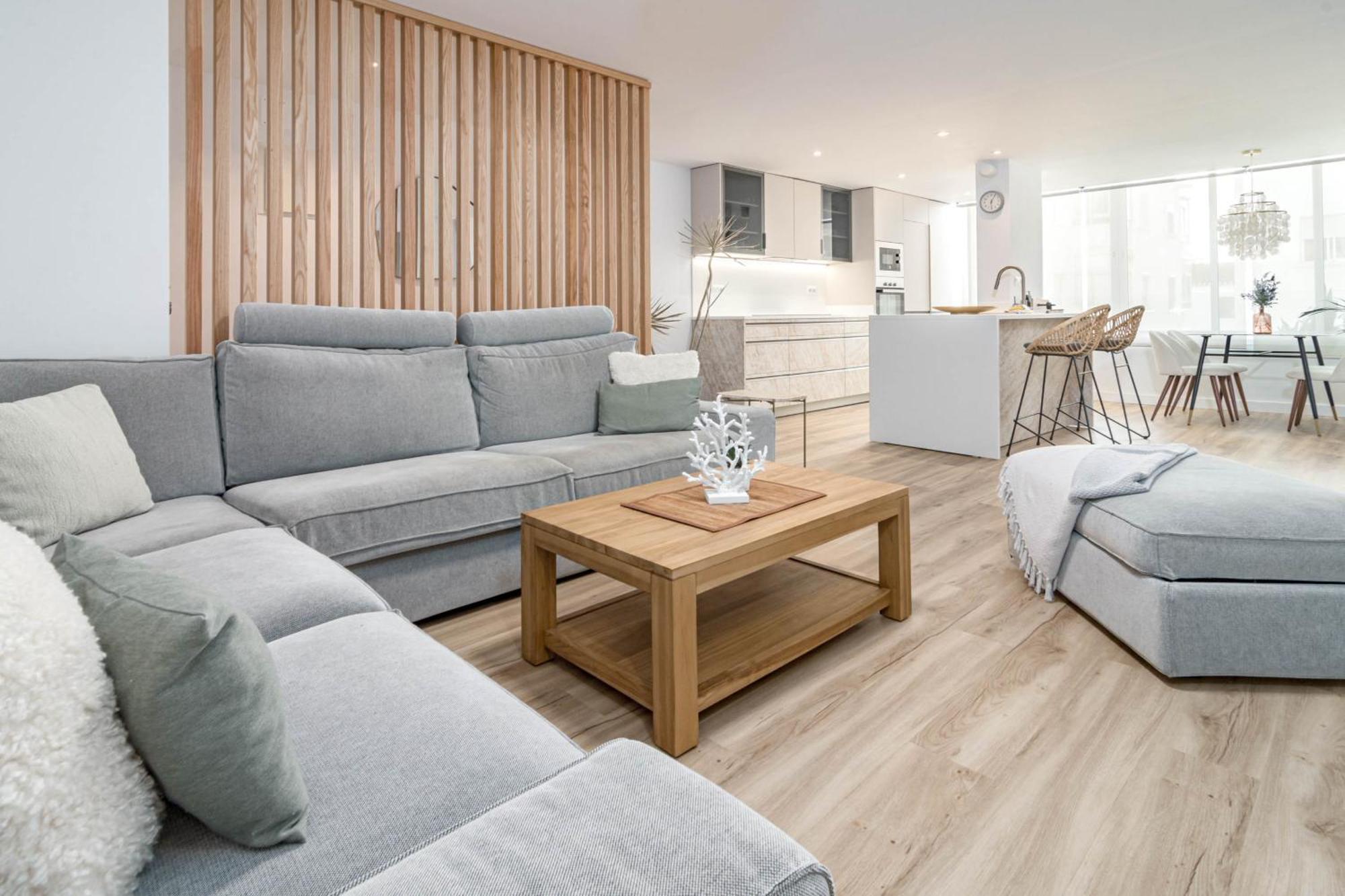 Eac3f- Modern & Light Steps From The Sea