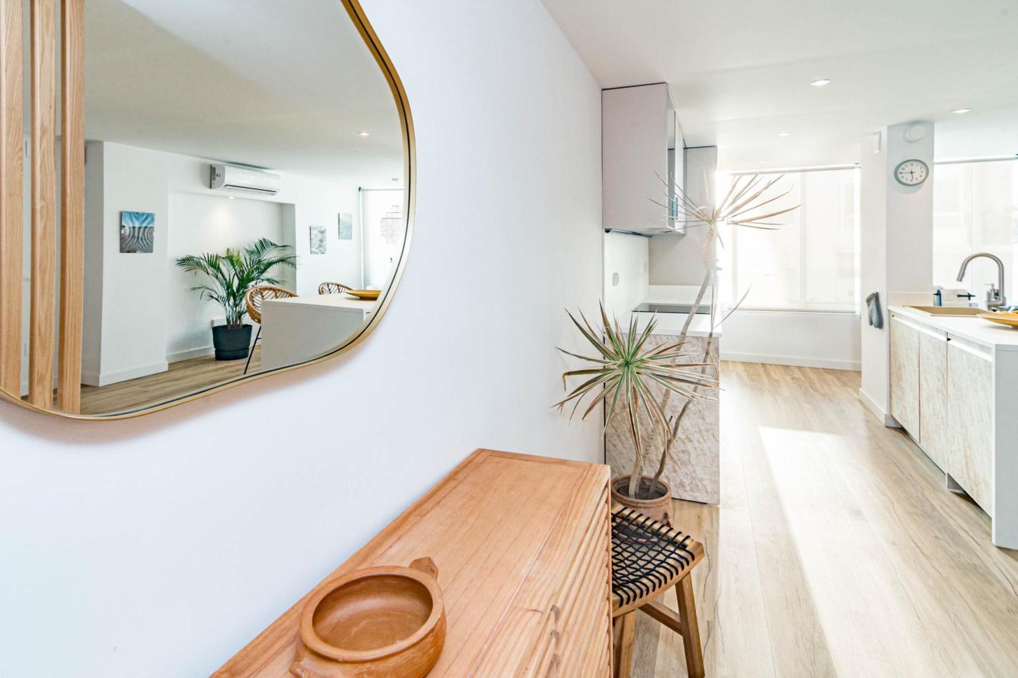 Eac3f- Modern & Light Steps From The Sea Appartement *