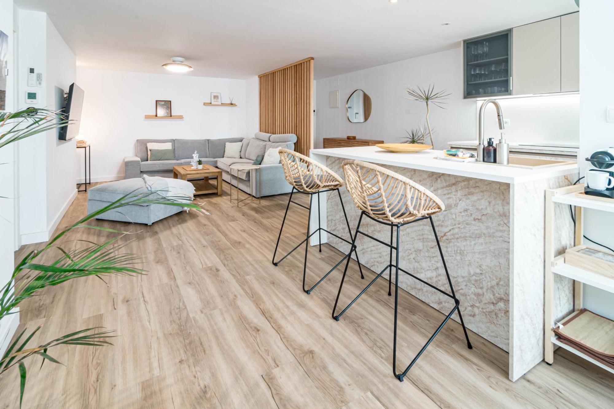 Eac3f- Modern & Light Steps From The Sea Appartement *