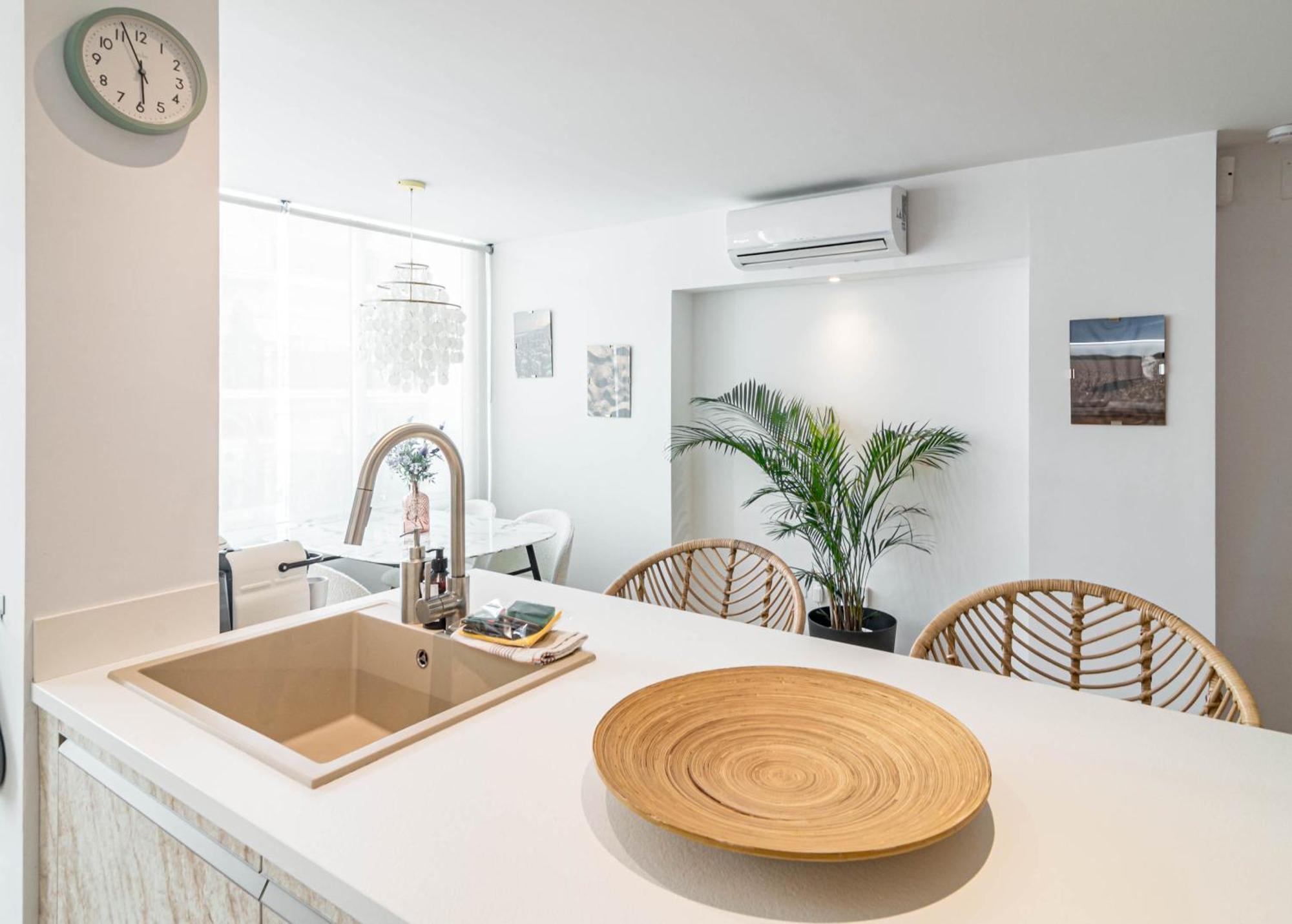 Eac3f- Modern & Light Steps From The Sea Appartement Estepona