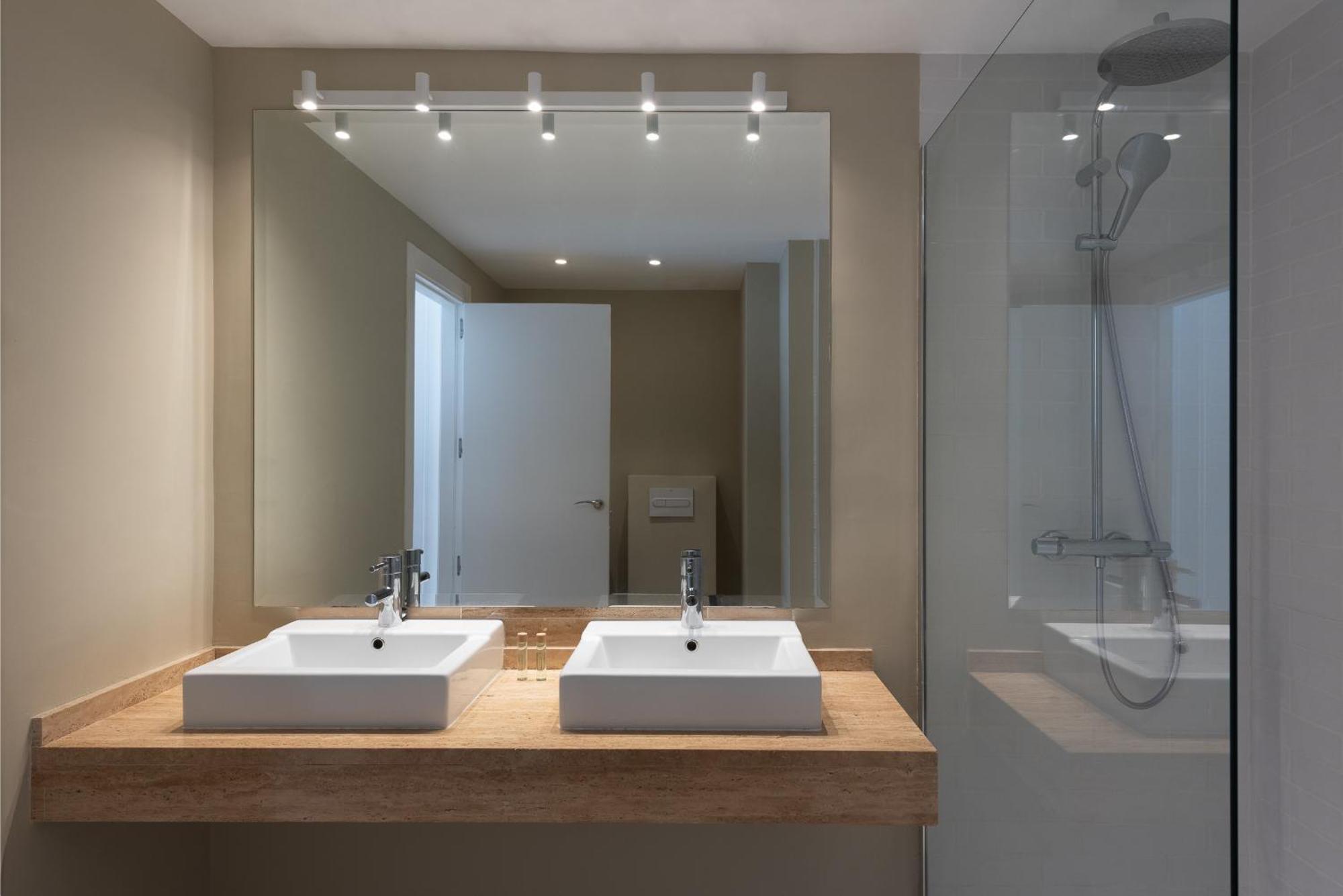 Premium Penthouse With Unmatched Views Apartment *
