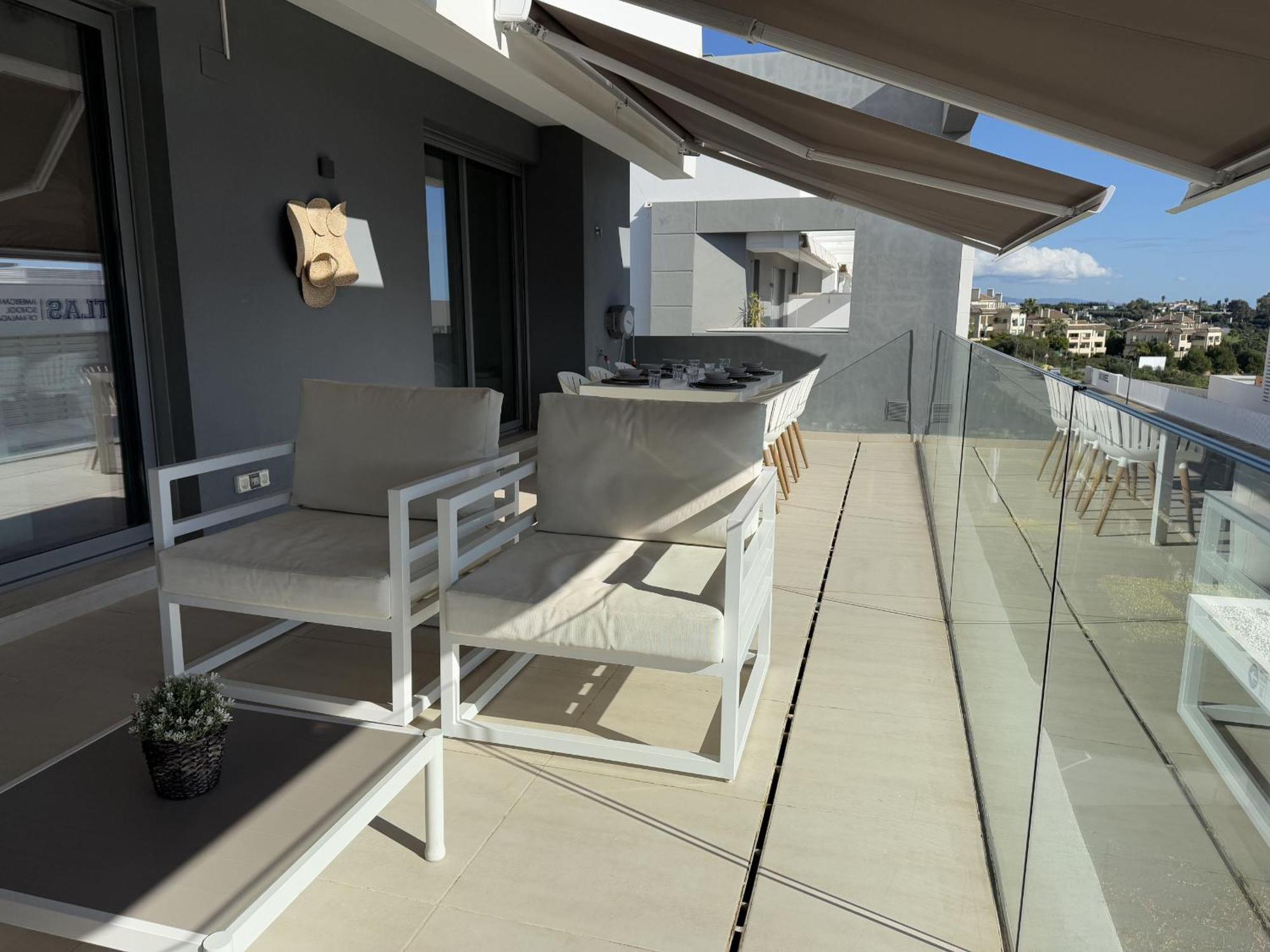 Vivi Homes - Sol Garden Pool, Terrace & Golf Estepona