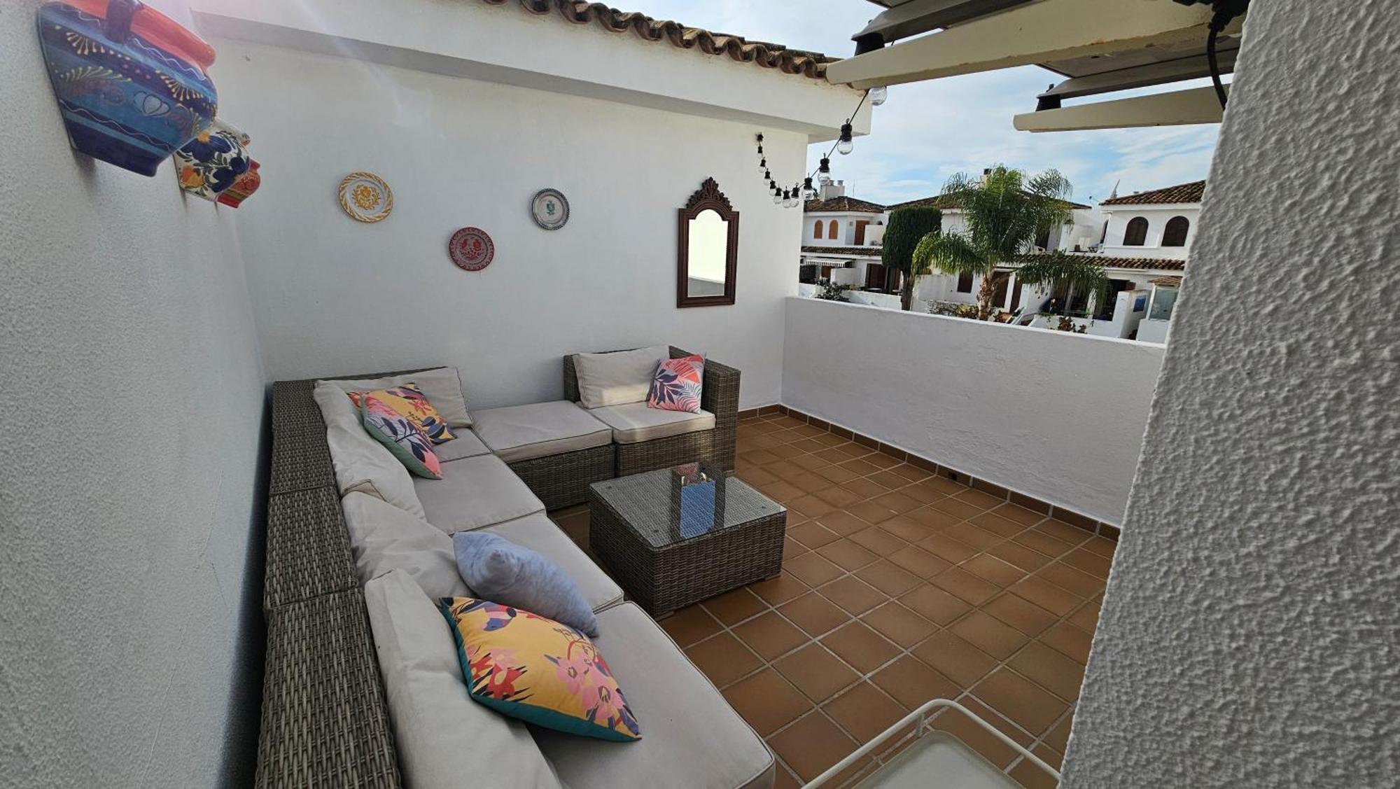 Apartment 4 Bedroom Townhouse 200 Meters From The Beach! *