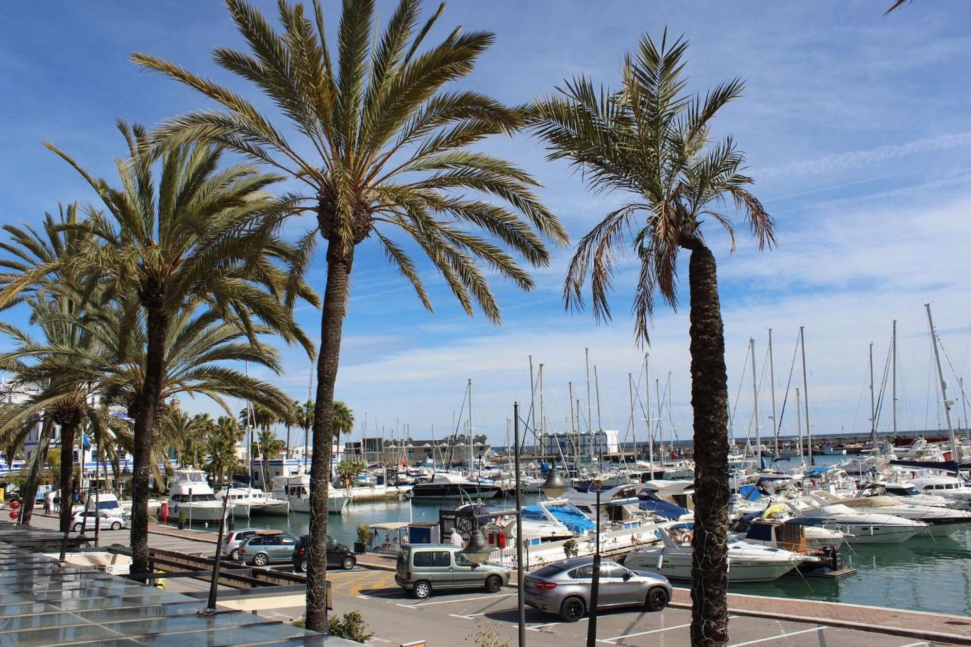 Two Bedroom In Mirador Del Golf Appartement Estepona