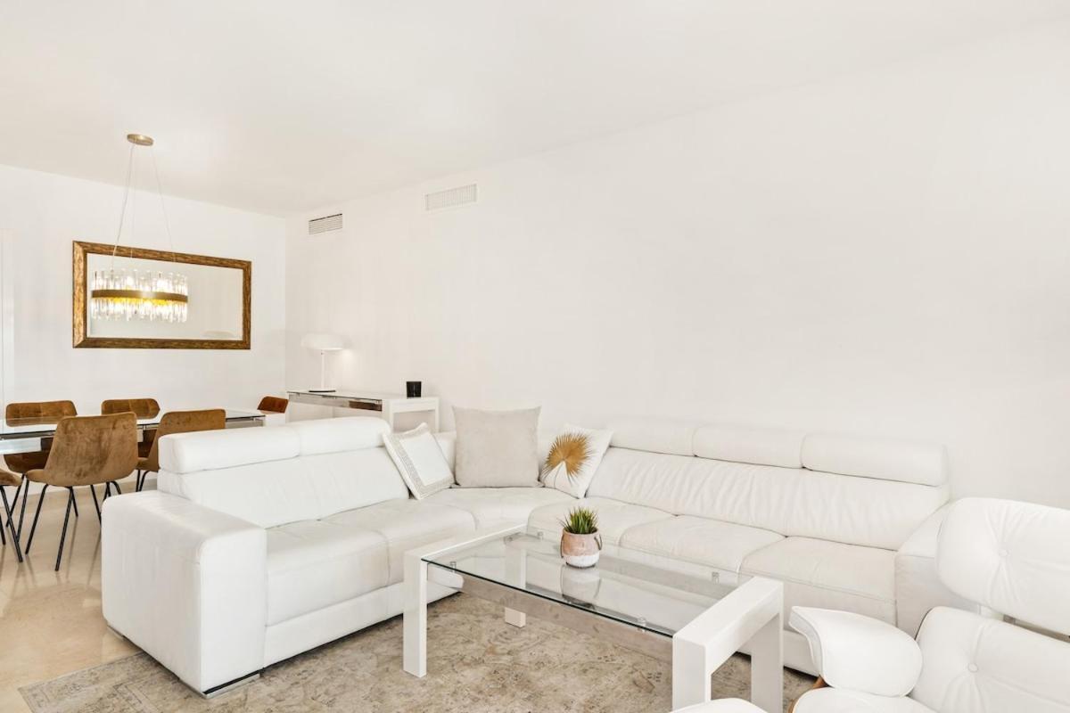 In Granados Playa Apartment Estepona