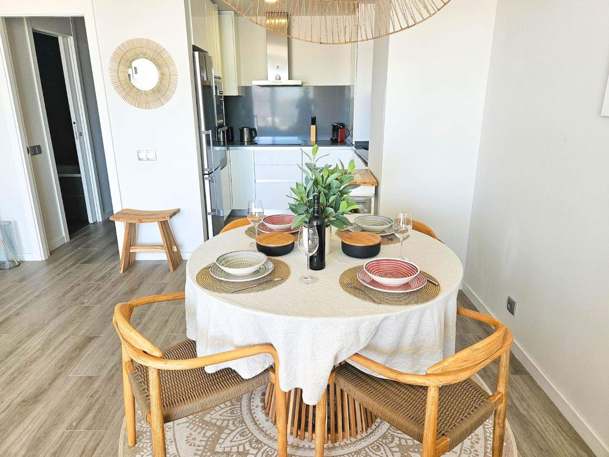 2 Bed In Le Mirage Iii, Cancelada Apartment *