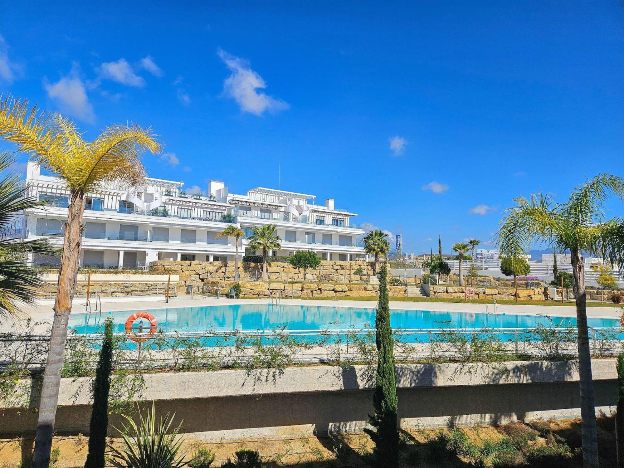 2 Bed In Le Mirage Iii, Cancelada * Estepona