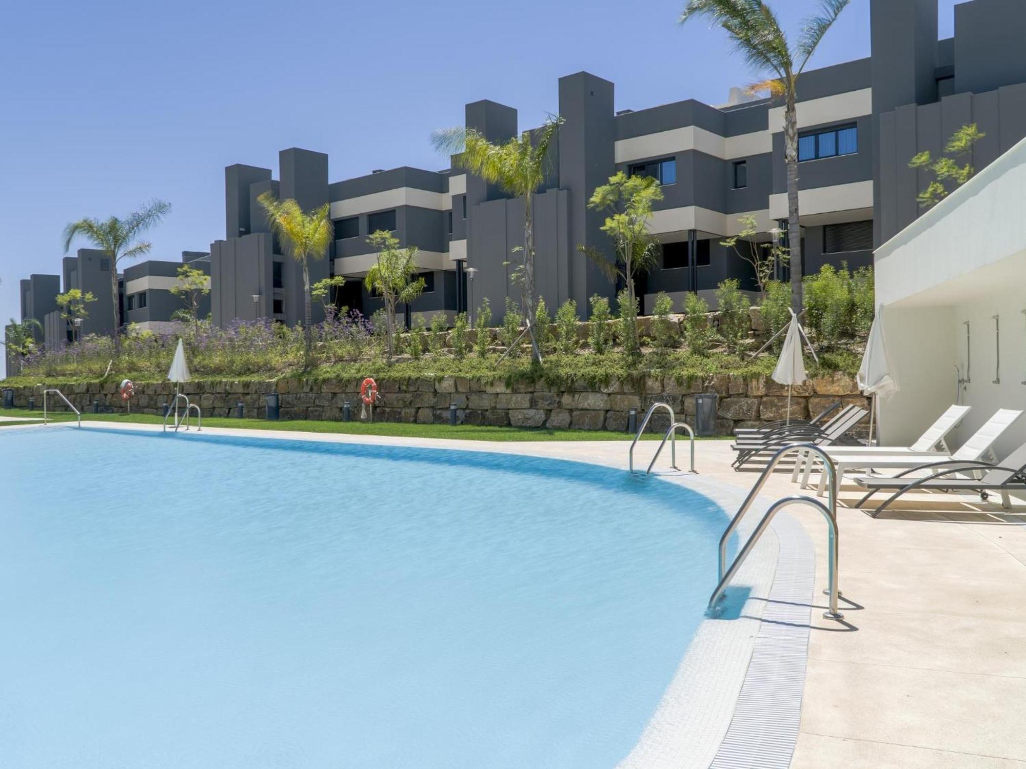 Sunny Gozy Retreat In The Heart Of The Coast Apartamento