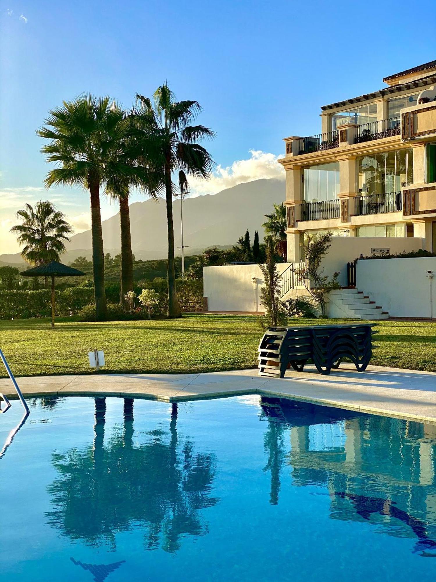 Sea View Apartment Estepona