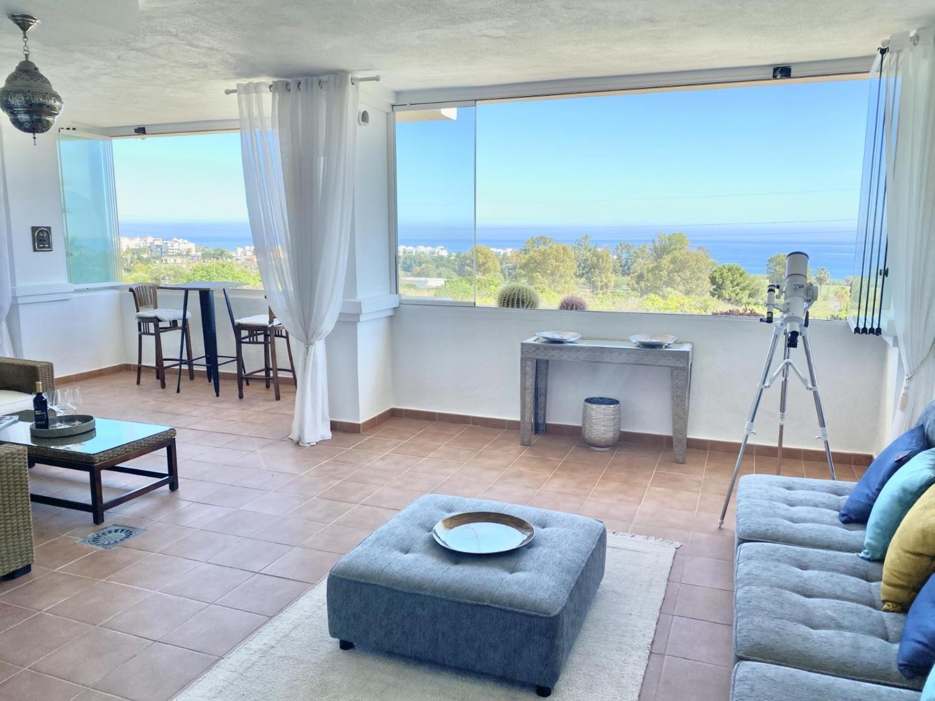 Sea View Apartment Estepona