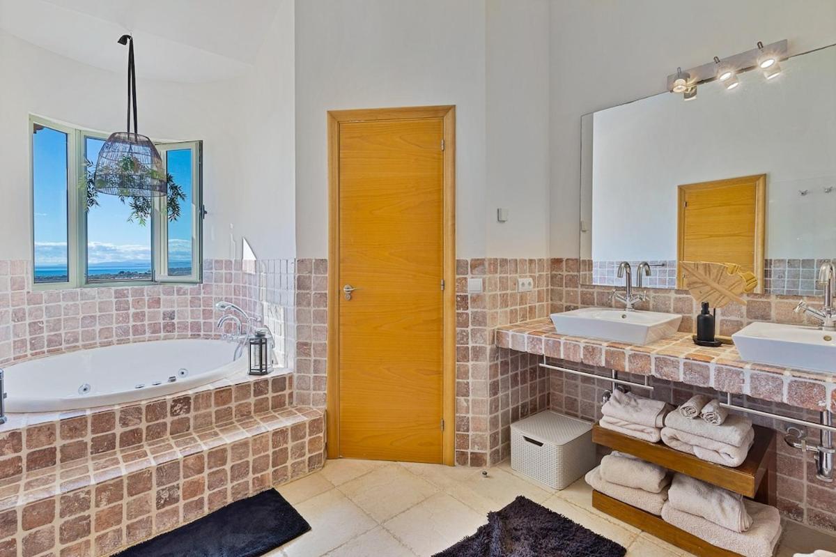 Appartement Stunning Sea View Penthouse *