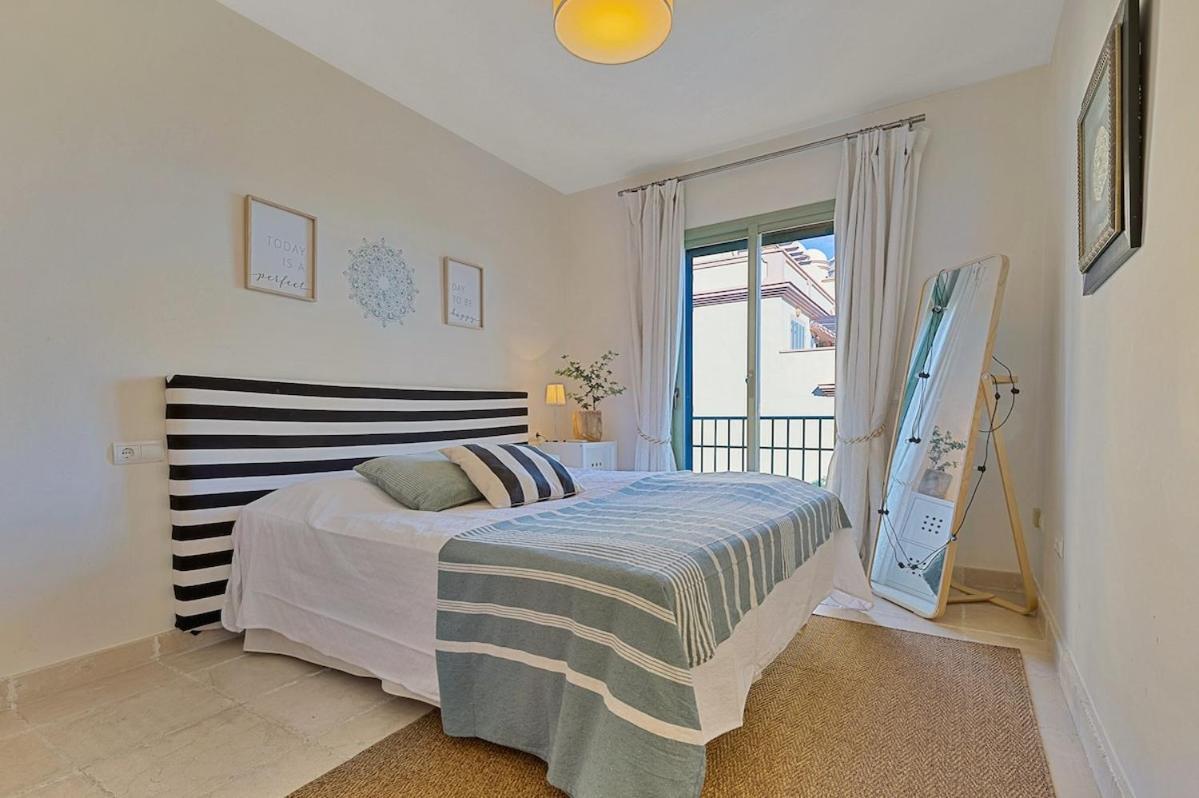 Apartment Stunning Sea View Penthouse Estepona