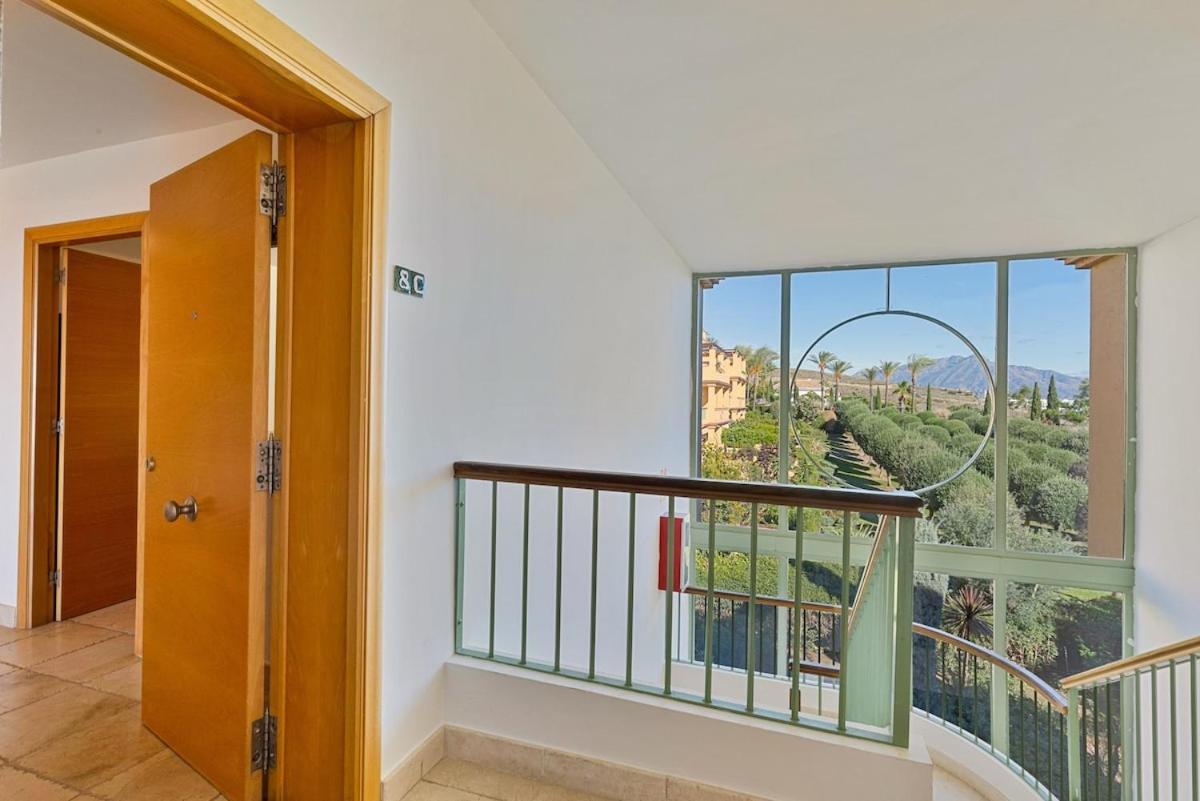 Apartment Stunning Sea View Penthouse *