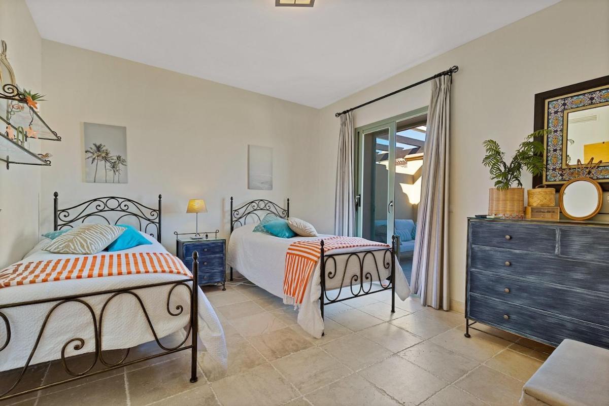 Apartment Stunning Sea View Penthouse Estepona