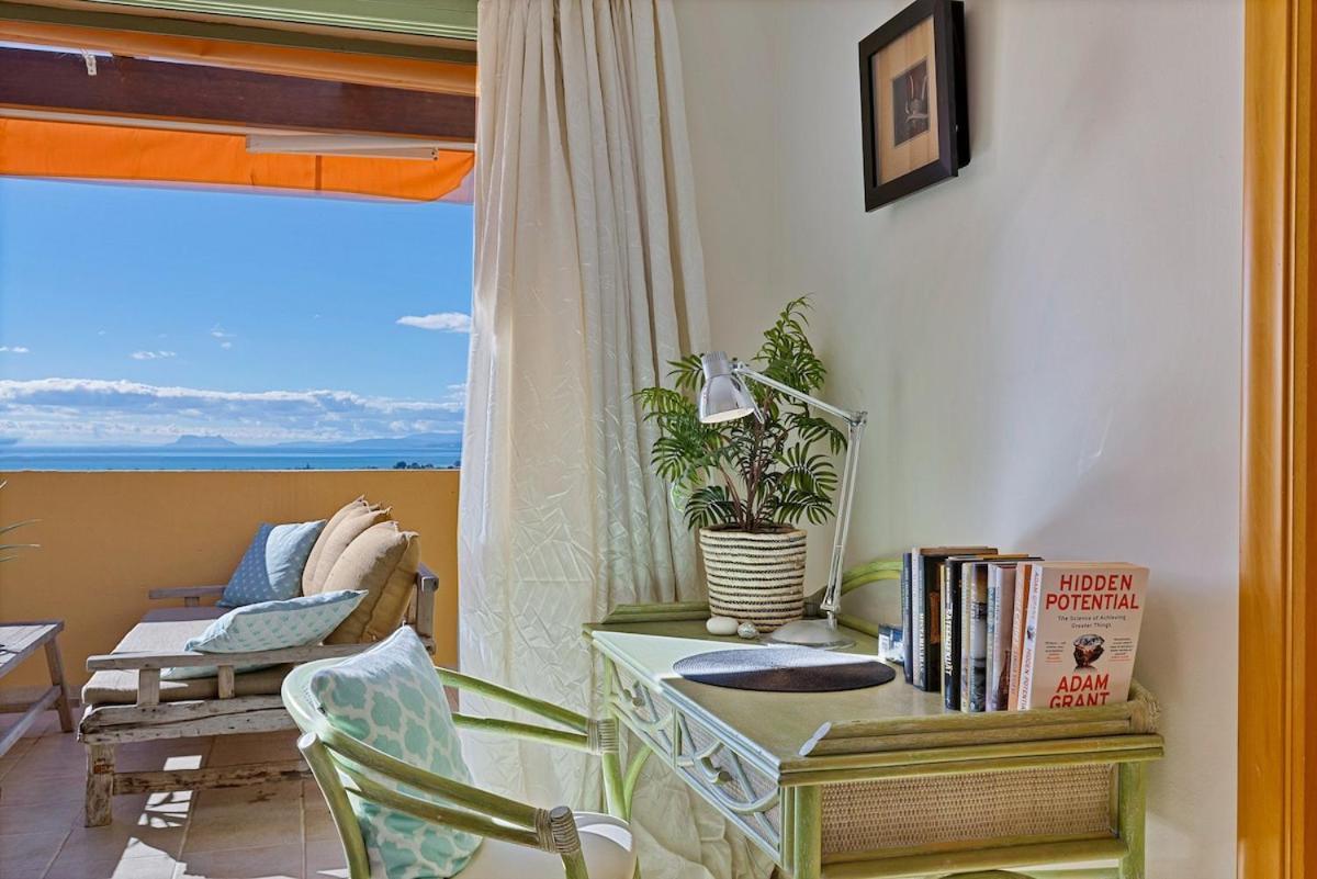 Stunning Sea View Penthouse Apartment Estepona