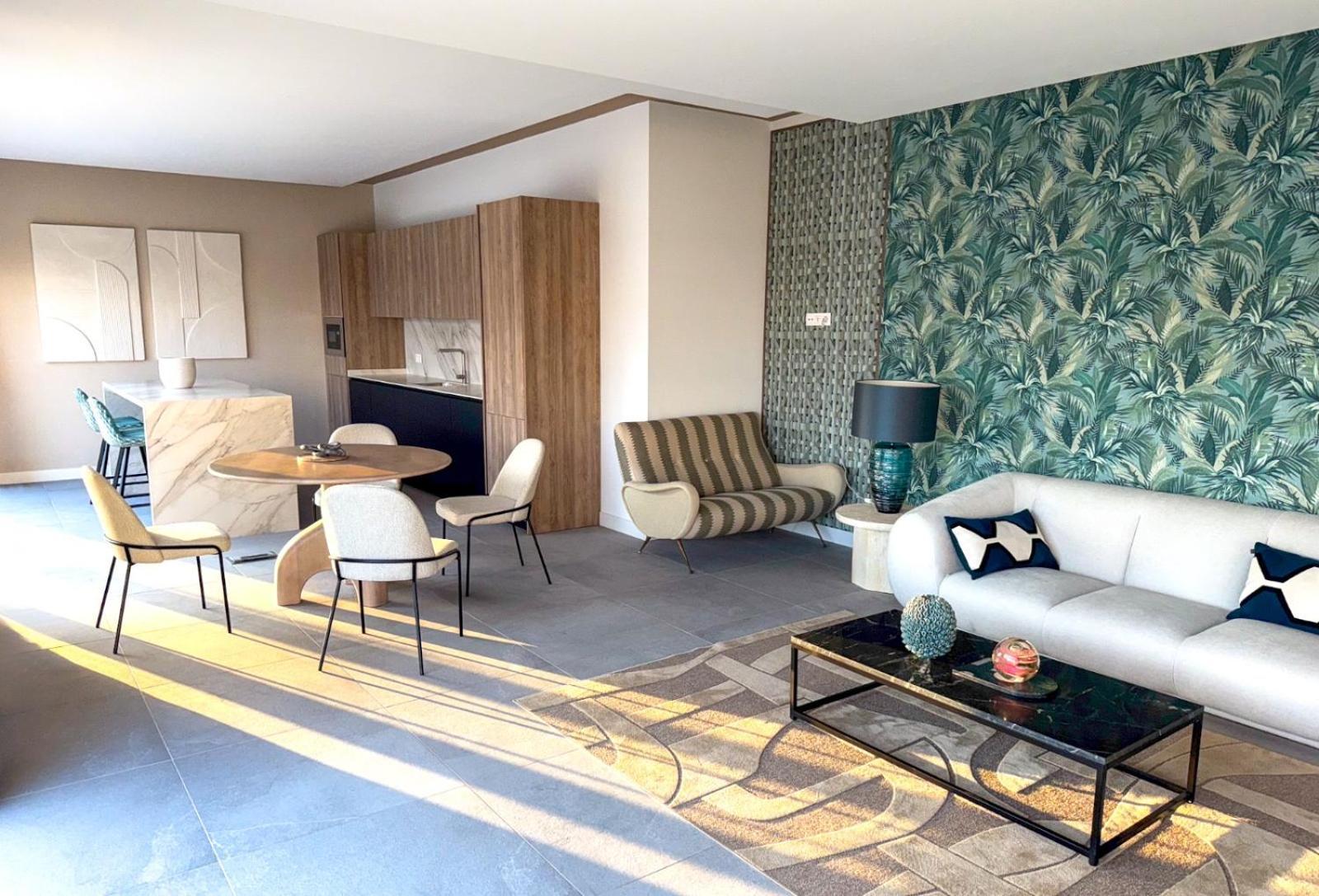Beautiful New Penthouse In *