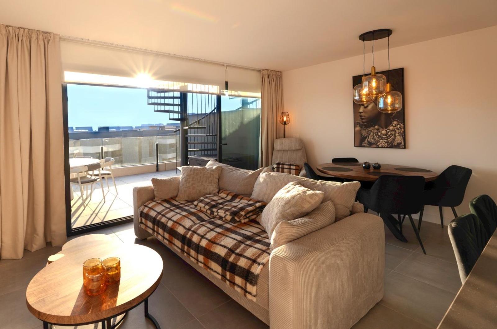 Apartment Beautiful New Penthouse In