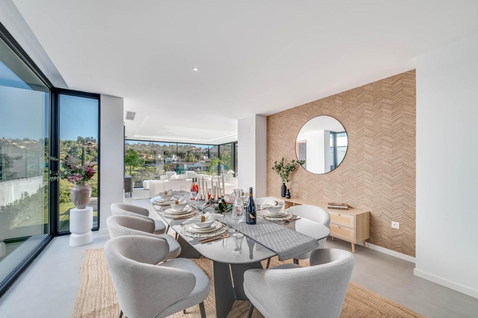 Vacation Marbella I Chic, Cutting-edge Amenities, Private Heated Infinity Pool, Golf Front Location, Cinema