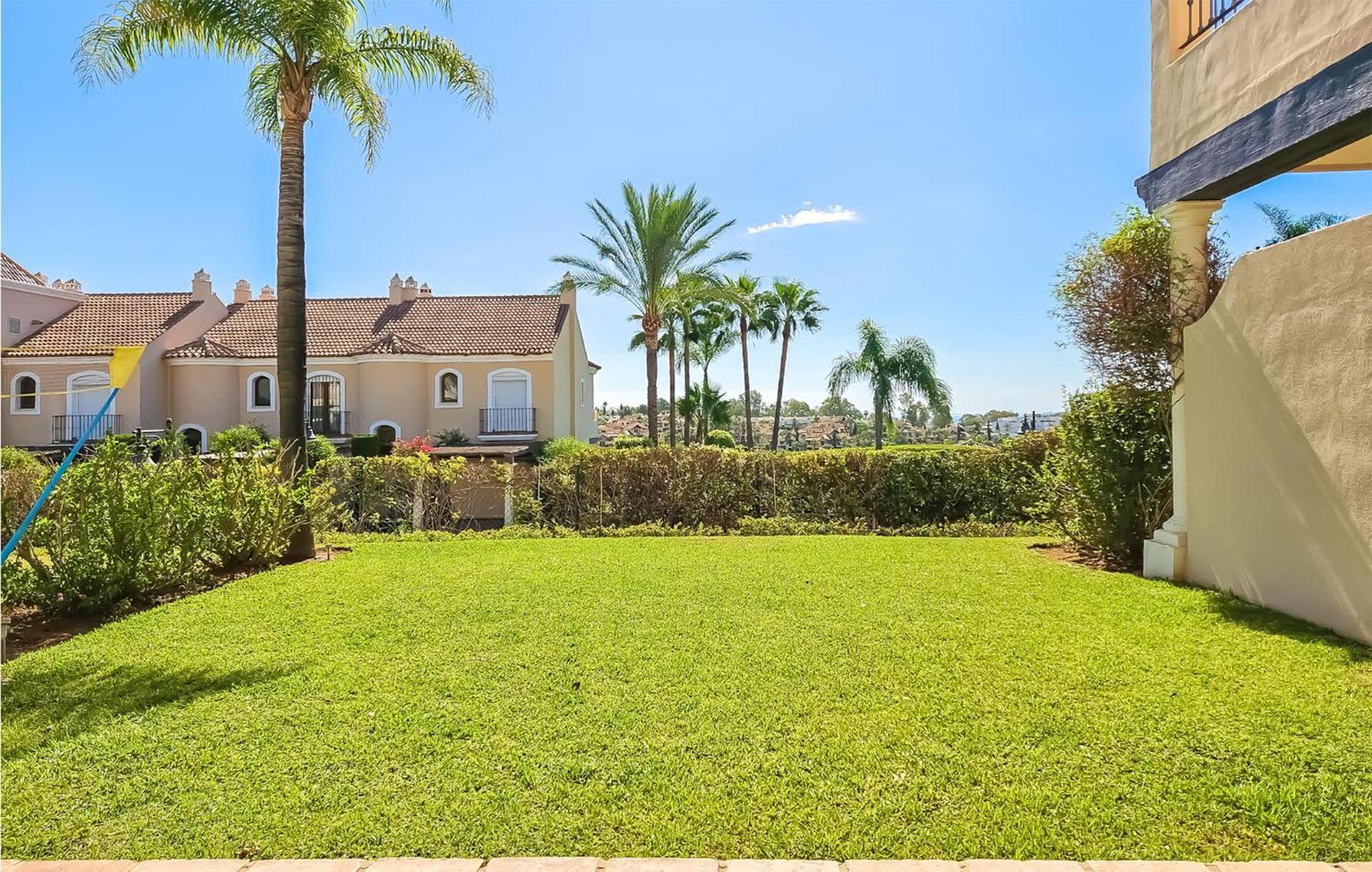 Amazing In Benahavis With Swimming Pool Holiday home *