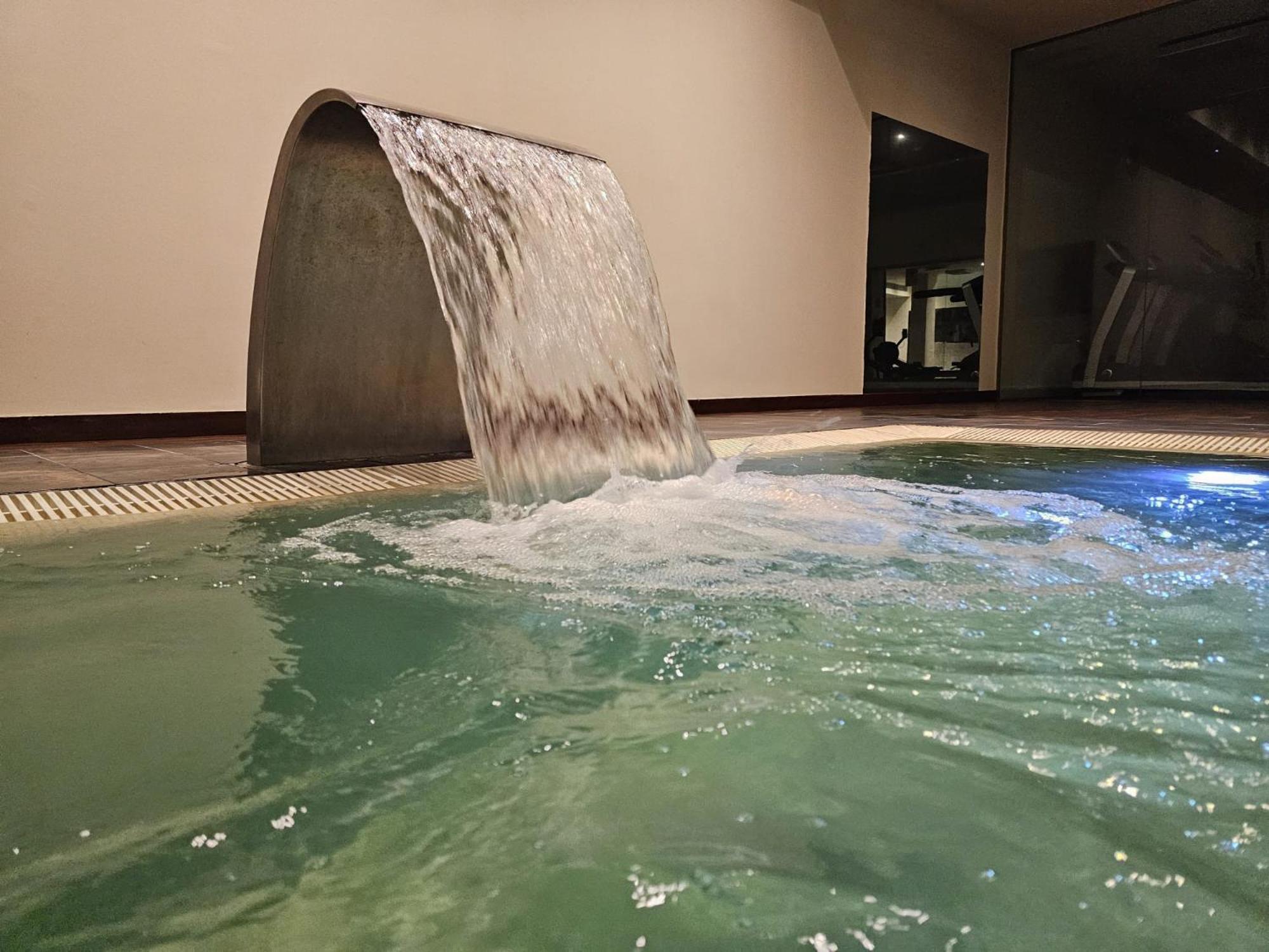 Benatalaya,heated Pool,saunas,gym * Estepona