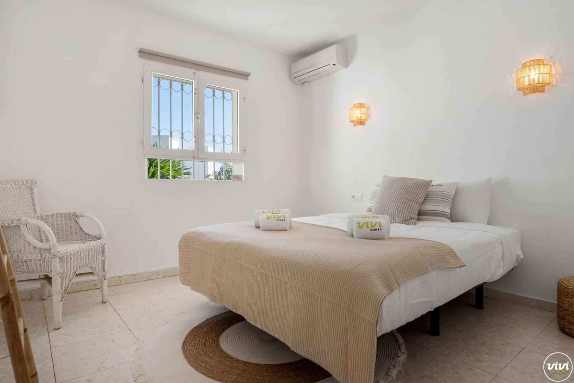 Vivi Homes - Casa Blanca Villa