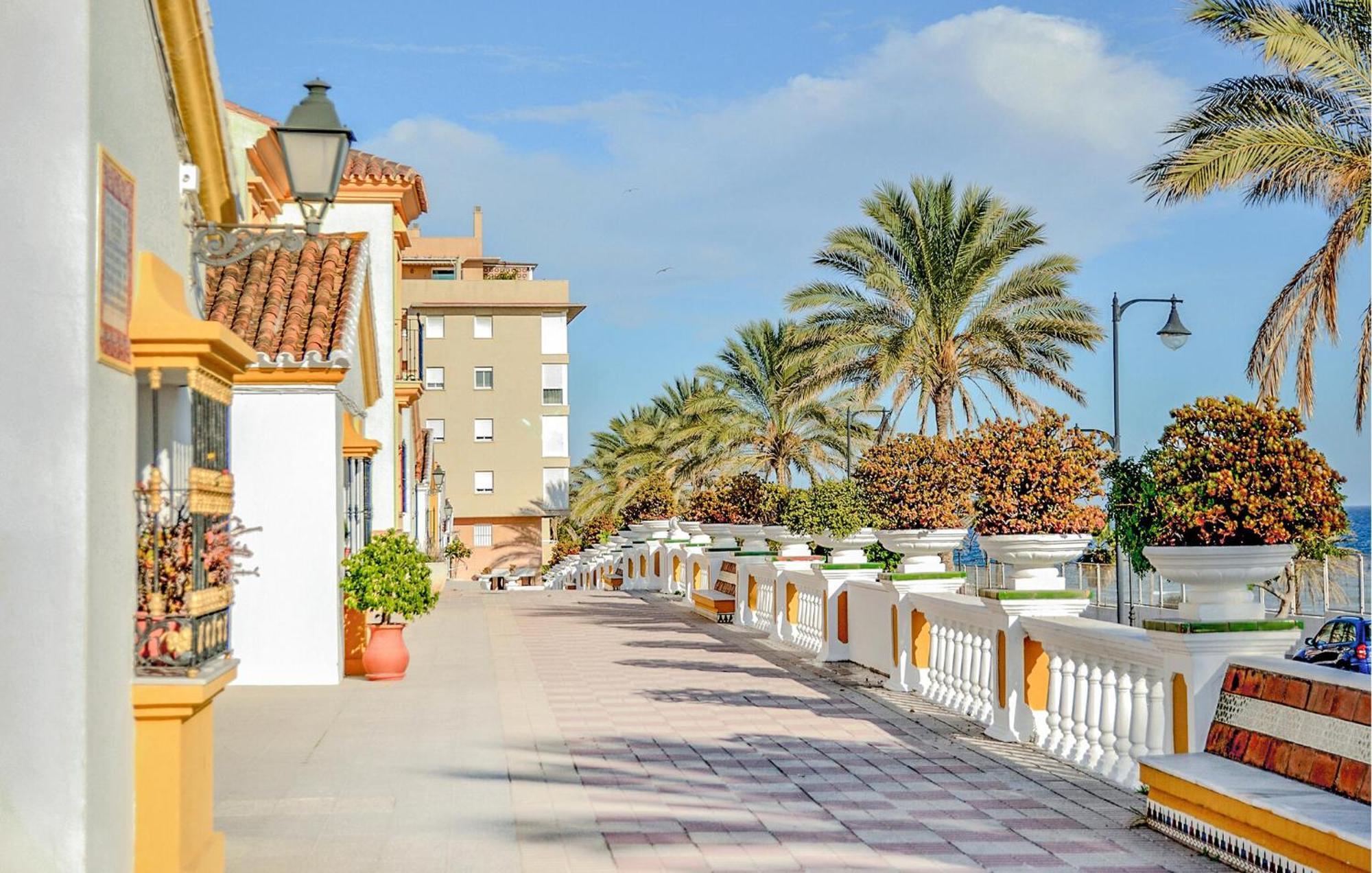 1 Bedroom Stunning In Estepona