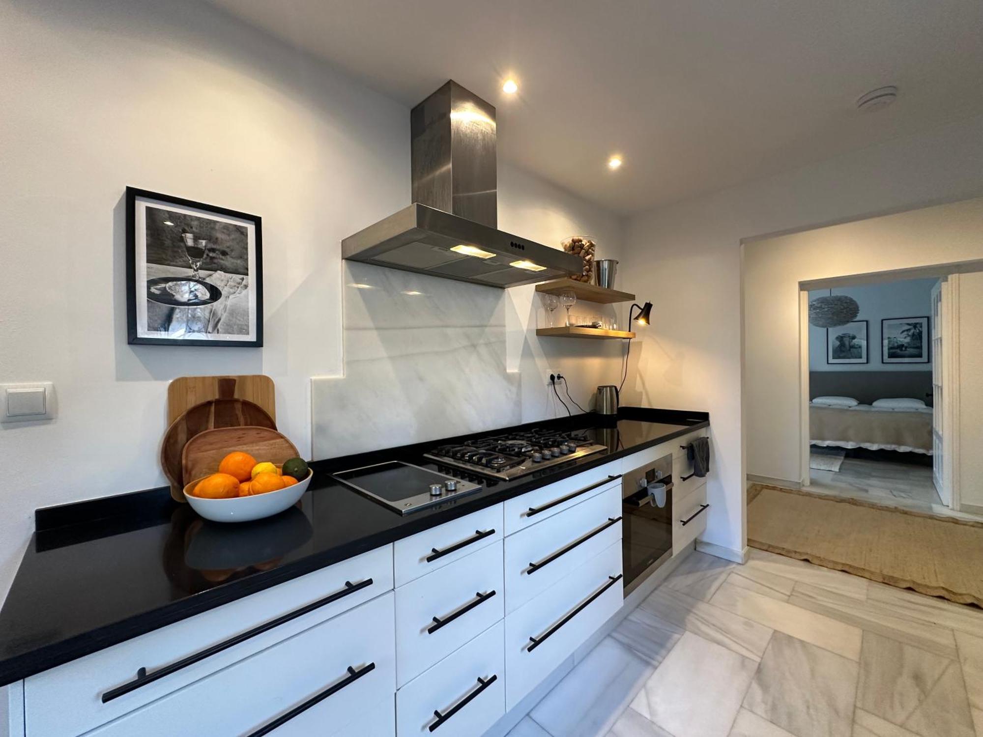 Holiday home Bianca Elegant 4br Beachside Near Golf, Restaurants & Puerto Banus