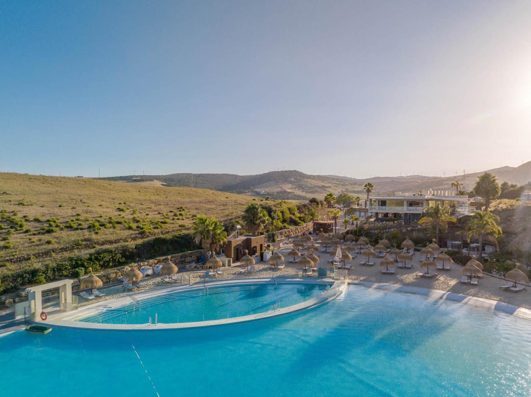 Luxury With Free Alcazaba Lagoon Access *