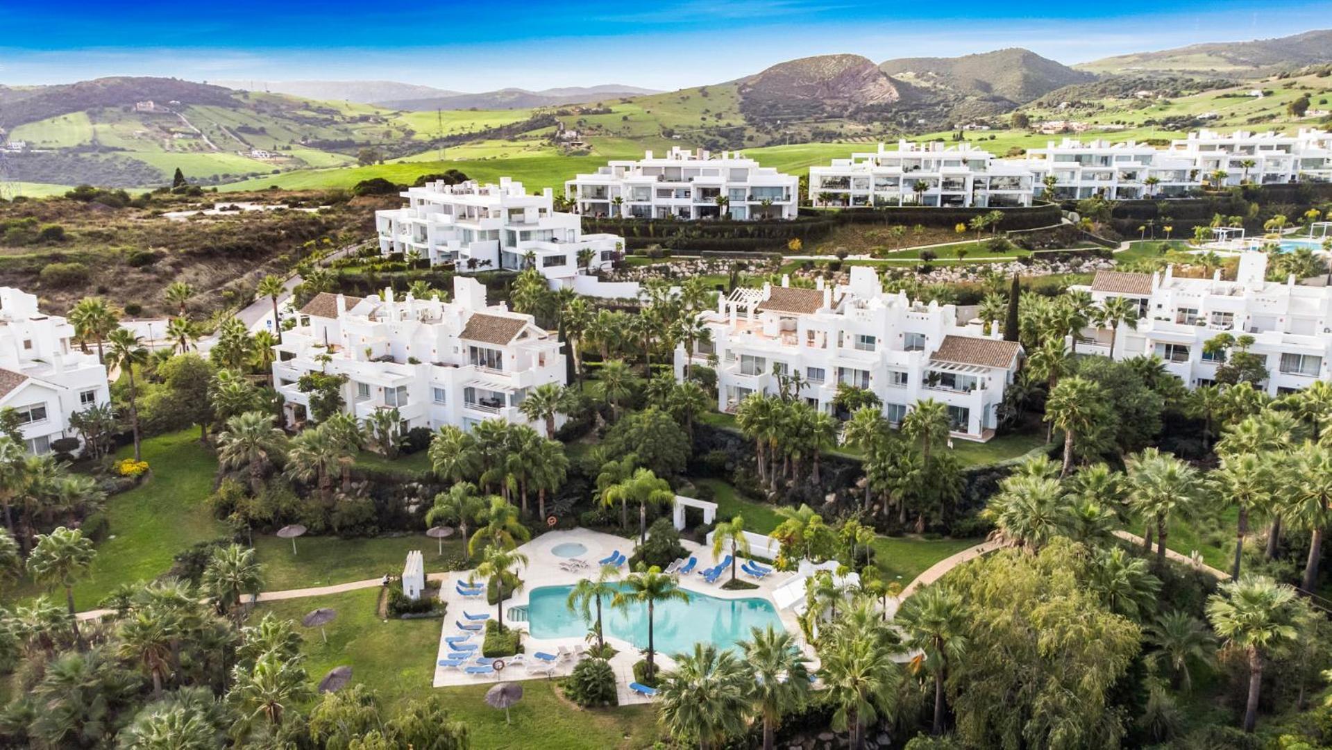 Apartment Luxury With Free Alcazaba Lagoon Access Estepona
