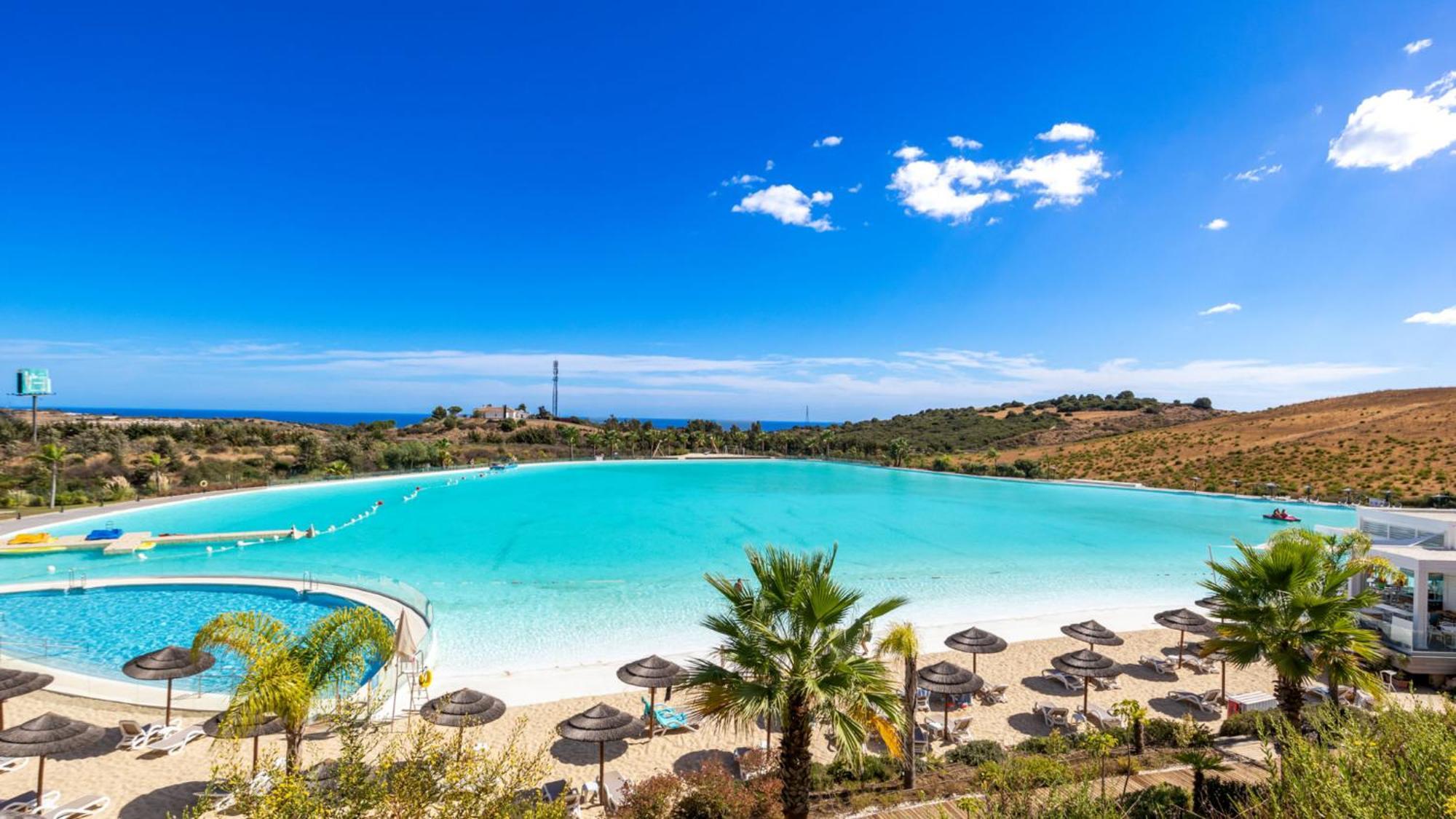 Luxury With Free Alcazaba Lagoon Access *