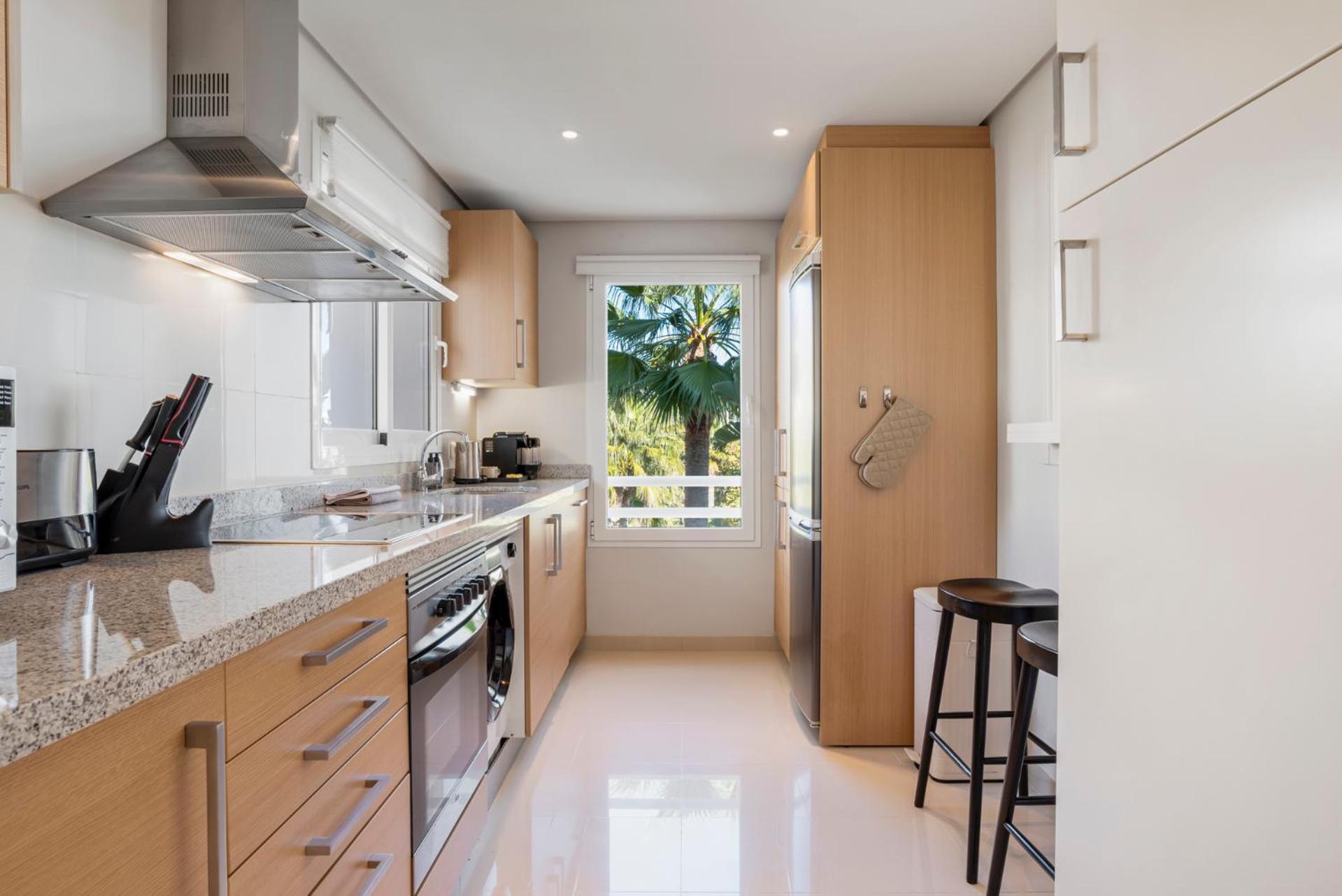 Apartment Luxury With Free Alcazaba Lagoon Access
