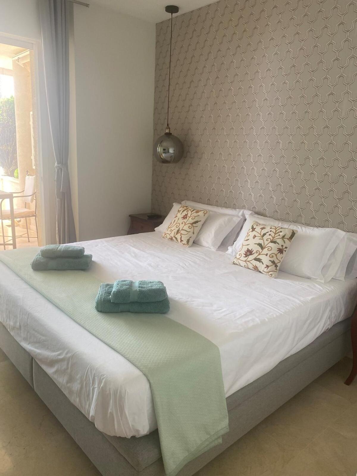 Luxury In Granados Playa Apartment *