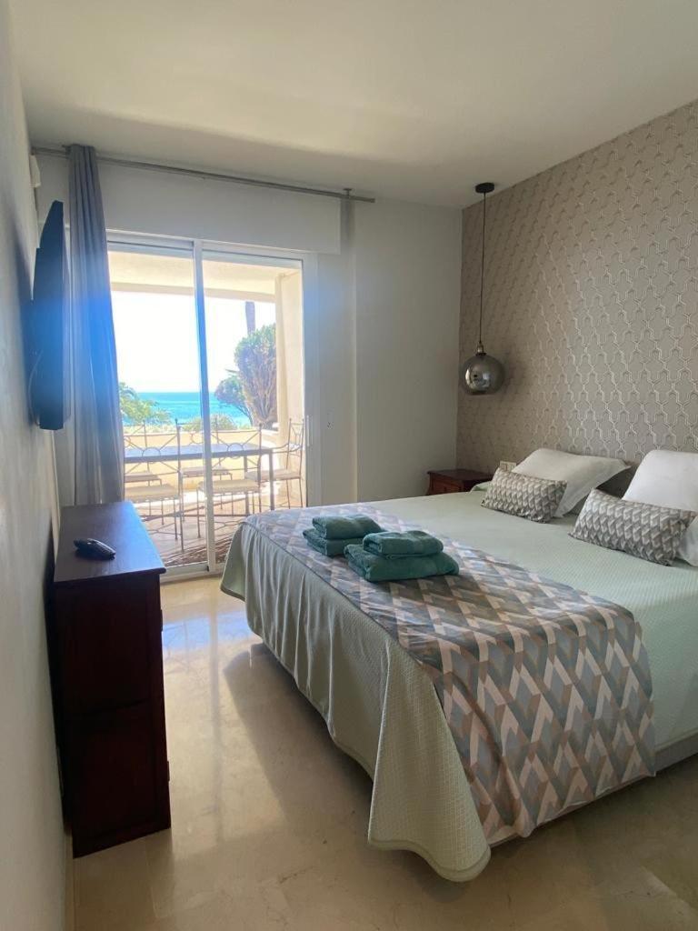 Luxury In Granados Playa Apartment