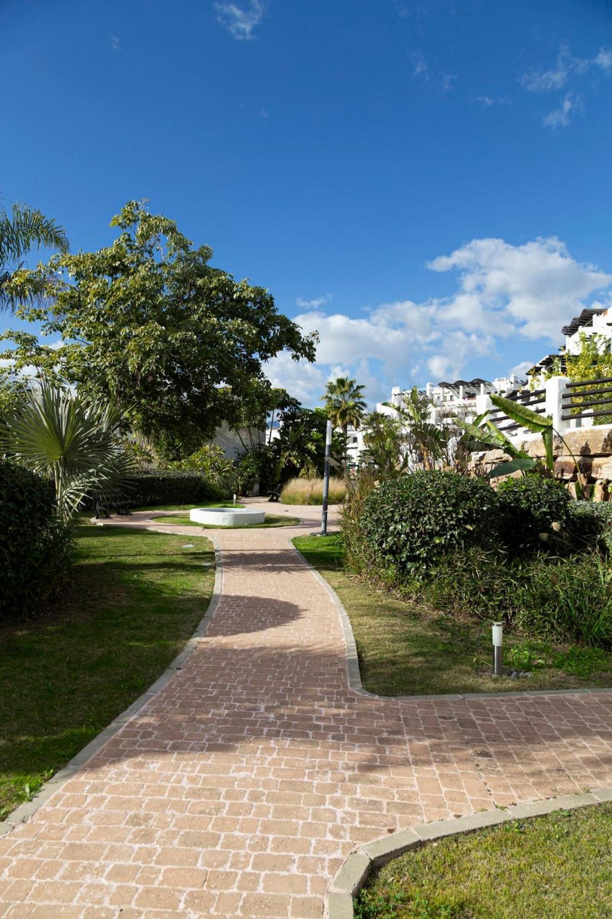 Apartment Bright 3 Bedroom Townhouse With Stunning Views Estepona