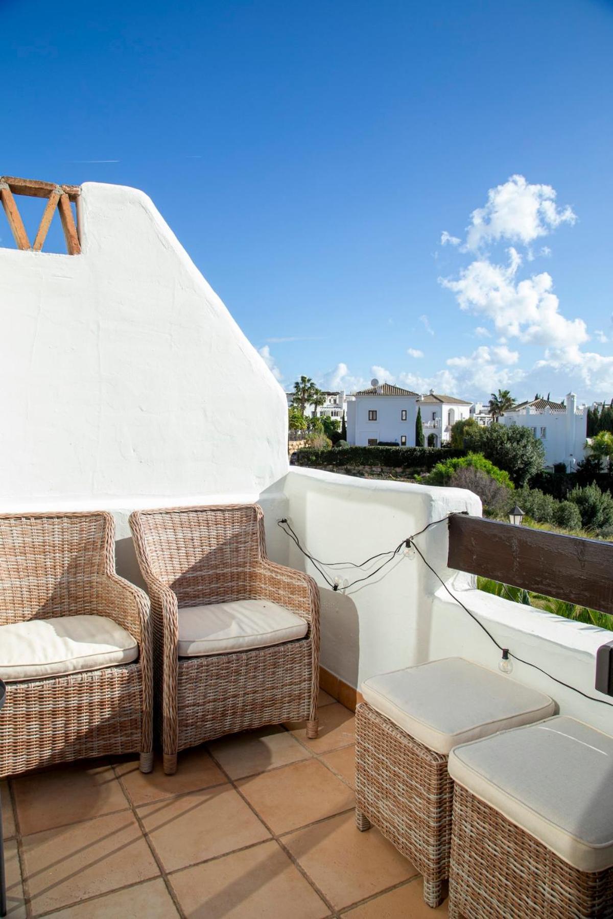 Bright 3 Bedroom Townhouse With Stunning Views Apartment *