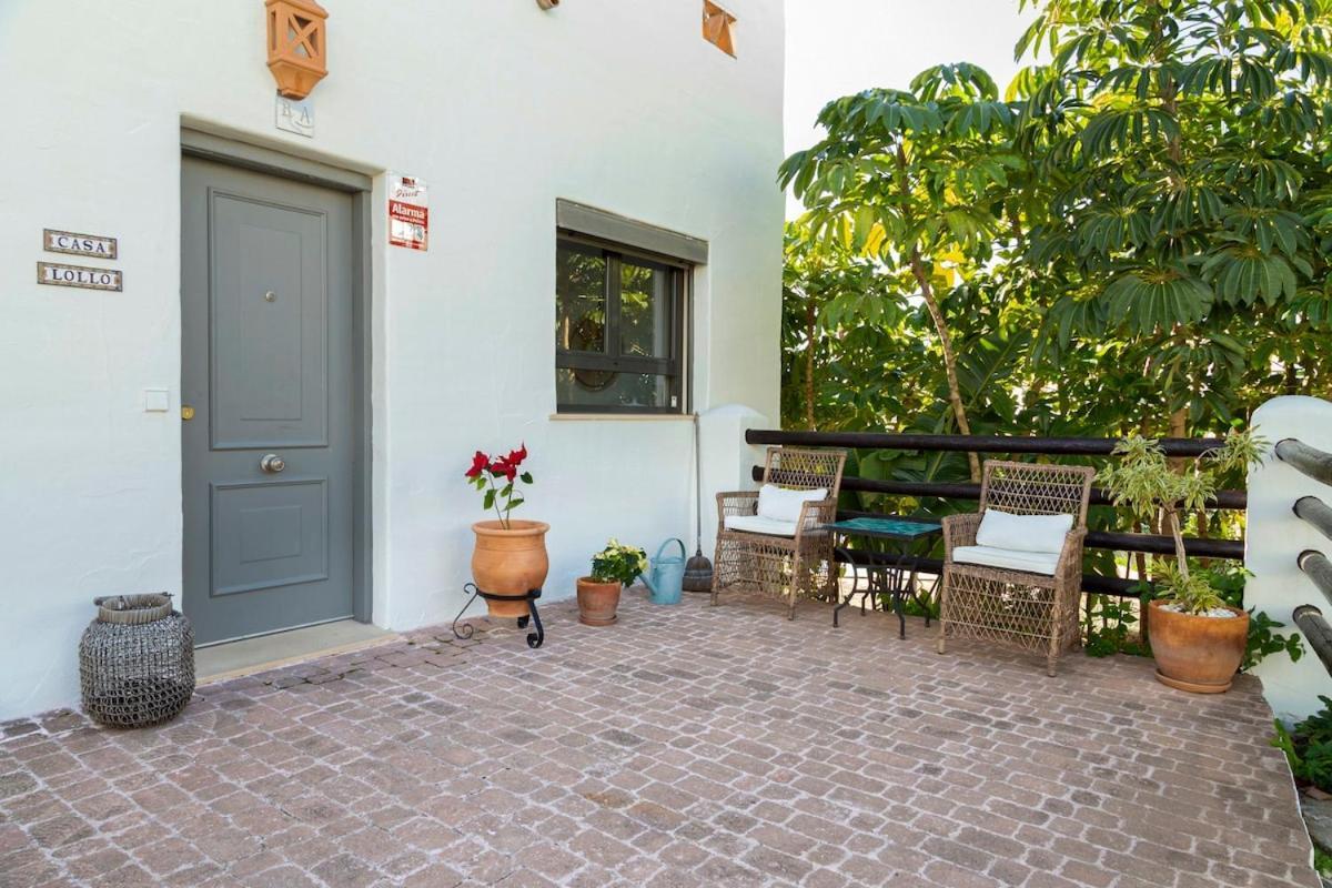 Bright 3 Bedroom Townhouse With Stunning Views