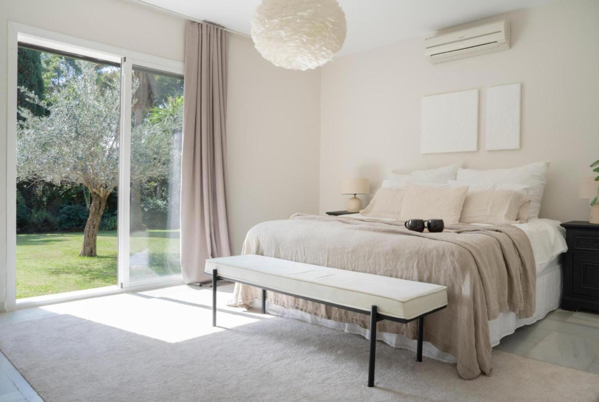 Bianca Elegant 4br Beachside Near Golf, Restaurants & Puerto Banus * Estepona