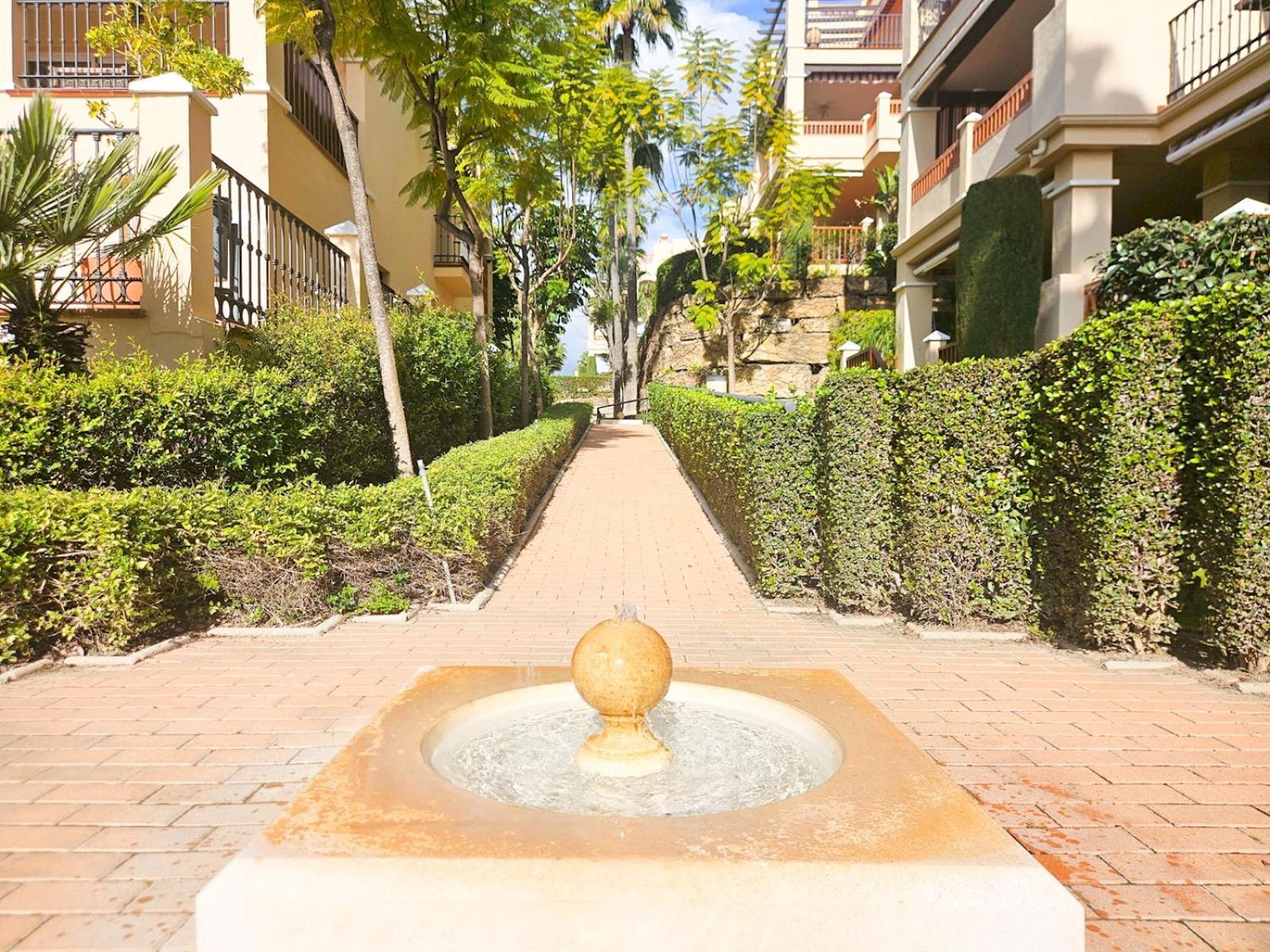 Apartment Pass The Keys Big With Golf Views In Urb Marquez De Atalaya Estepona
