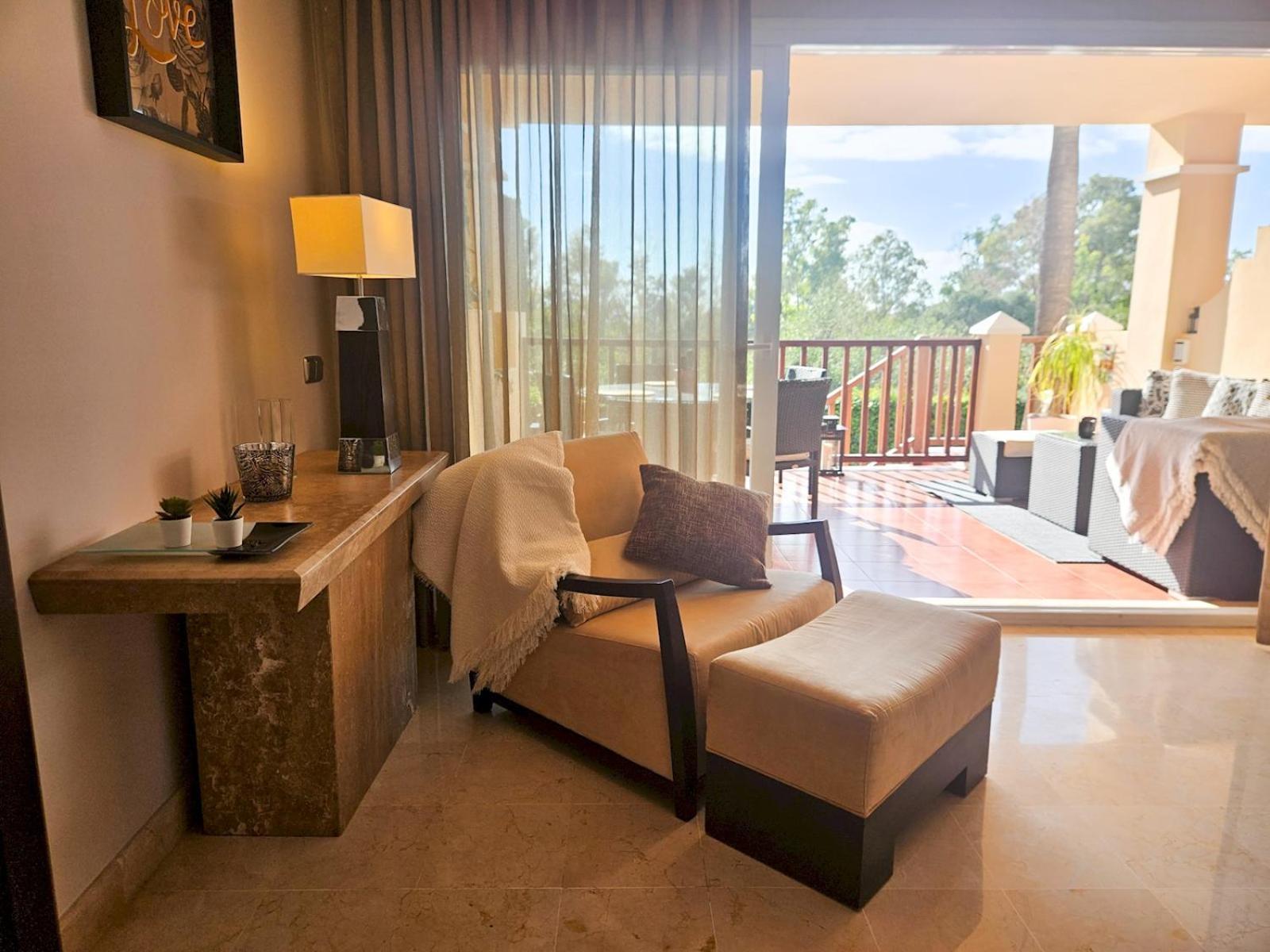 Pass The Keys Big With Golf Views In Urb Marquez De Atalaya Estepona