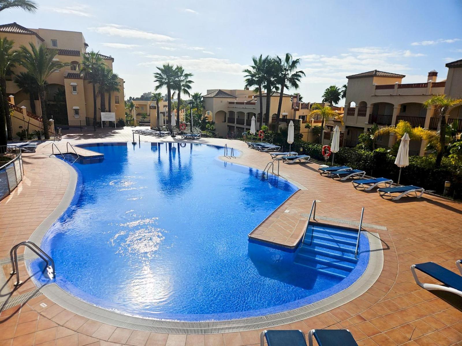 Pass The Keys Big With Golf Views In Urb Marquez De Atalaya Apartment *
