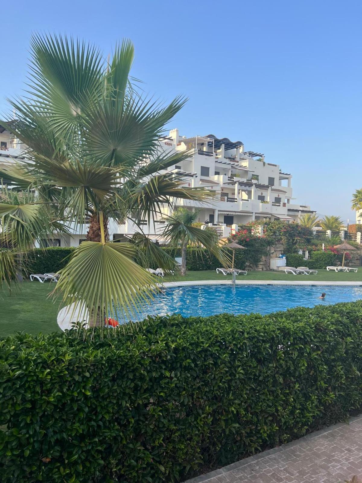 Bright 3 Bedroom Townhouse With Stunning Views Apartment