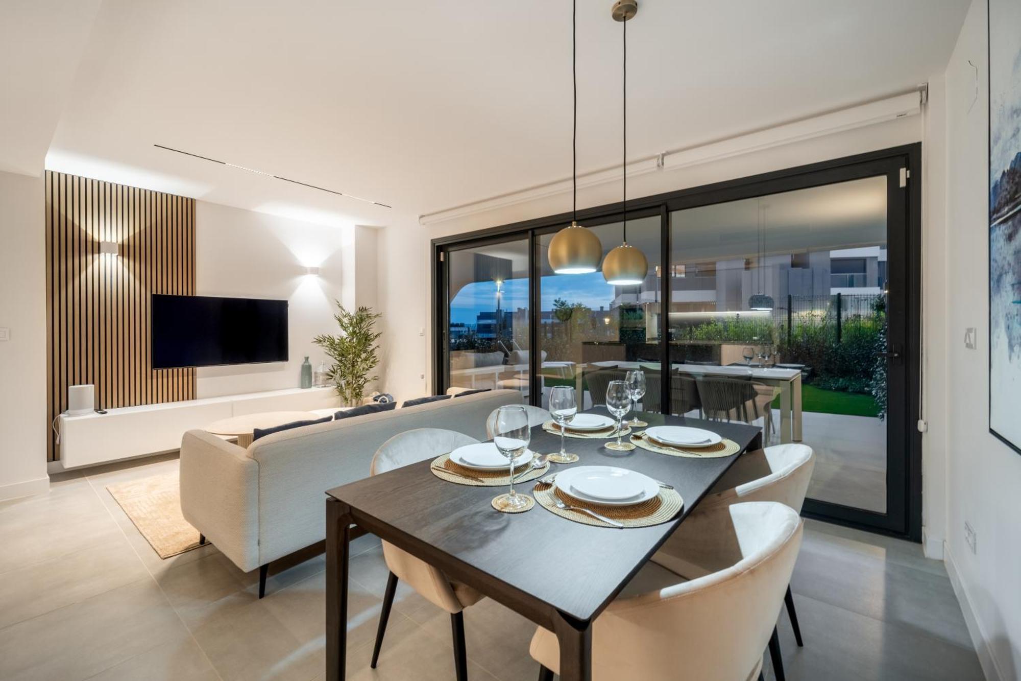 Modern Oasis Serene Apartment *