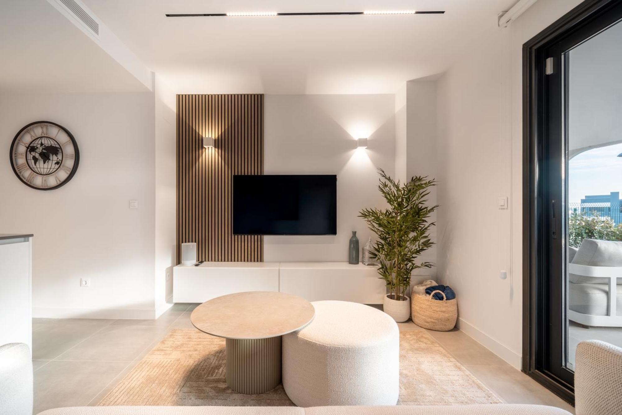 Modern Oasis Serene