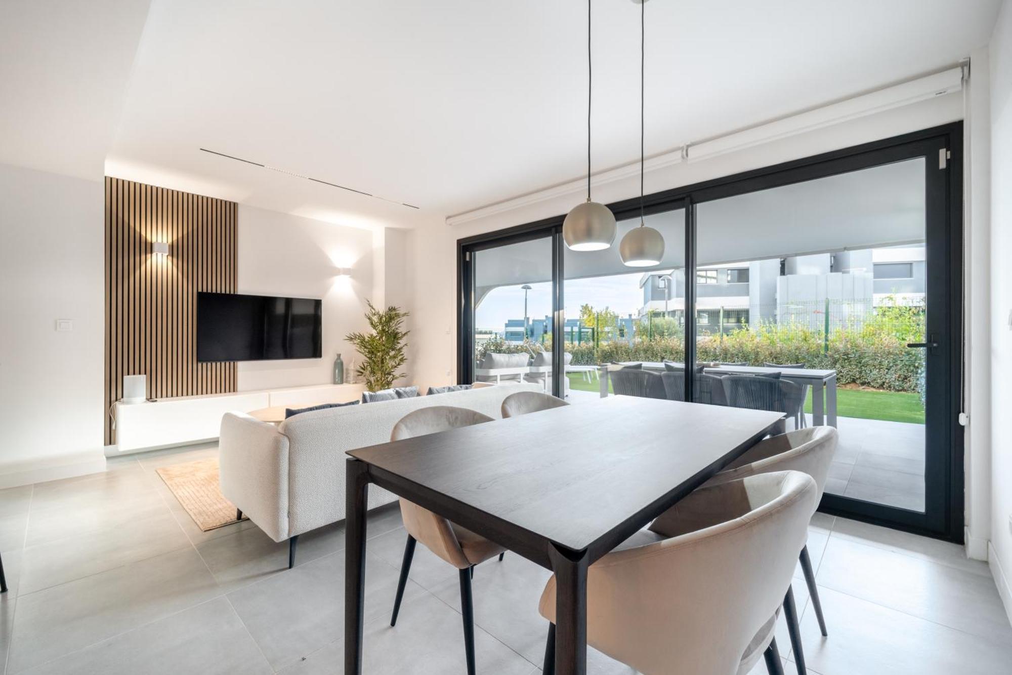 Modern Oasis Serene Apartment